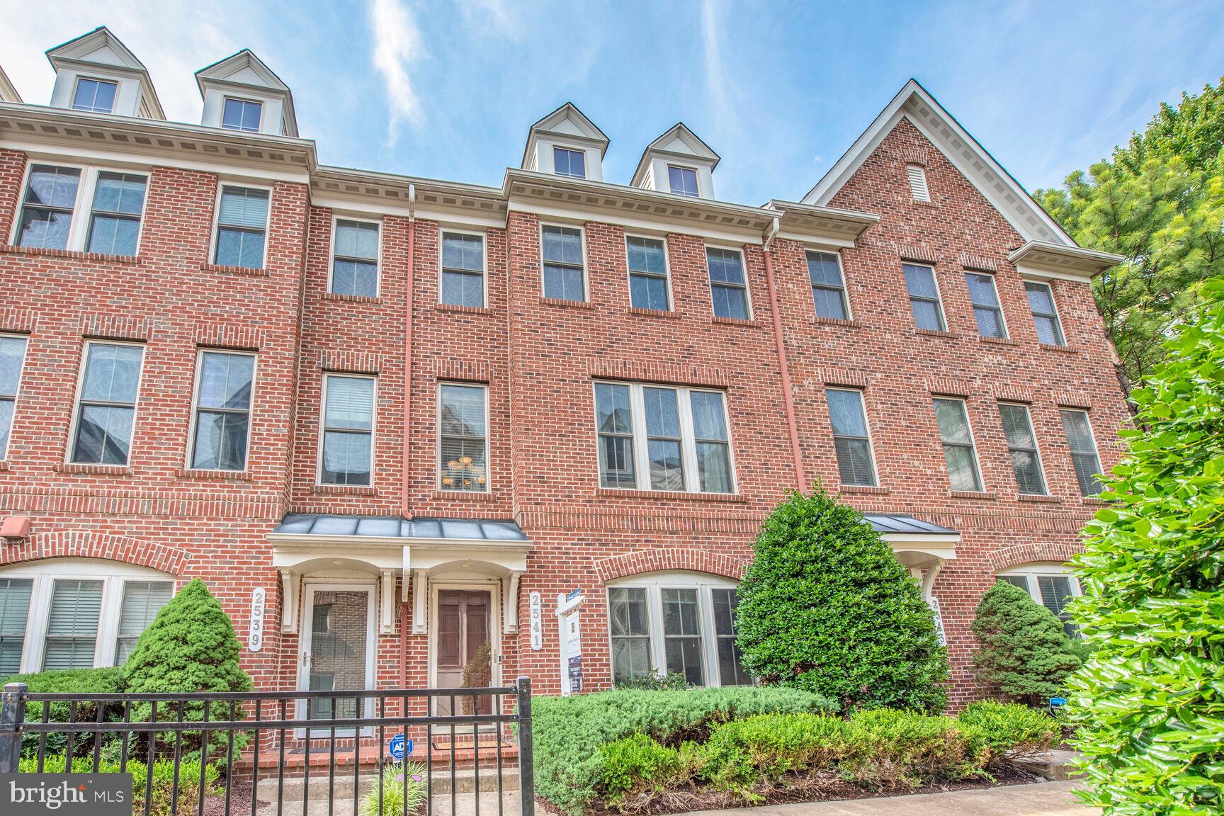 SHIRLINGTON CREST - Residential Lease