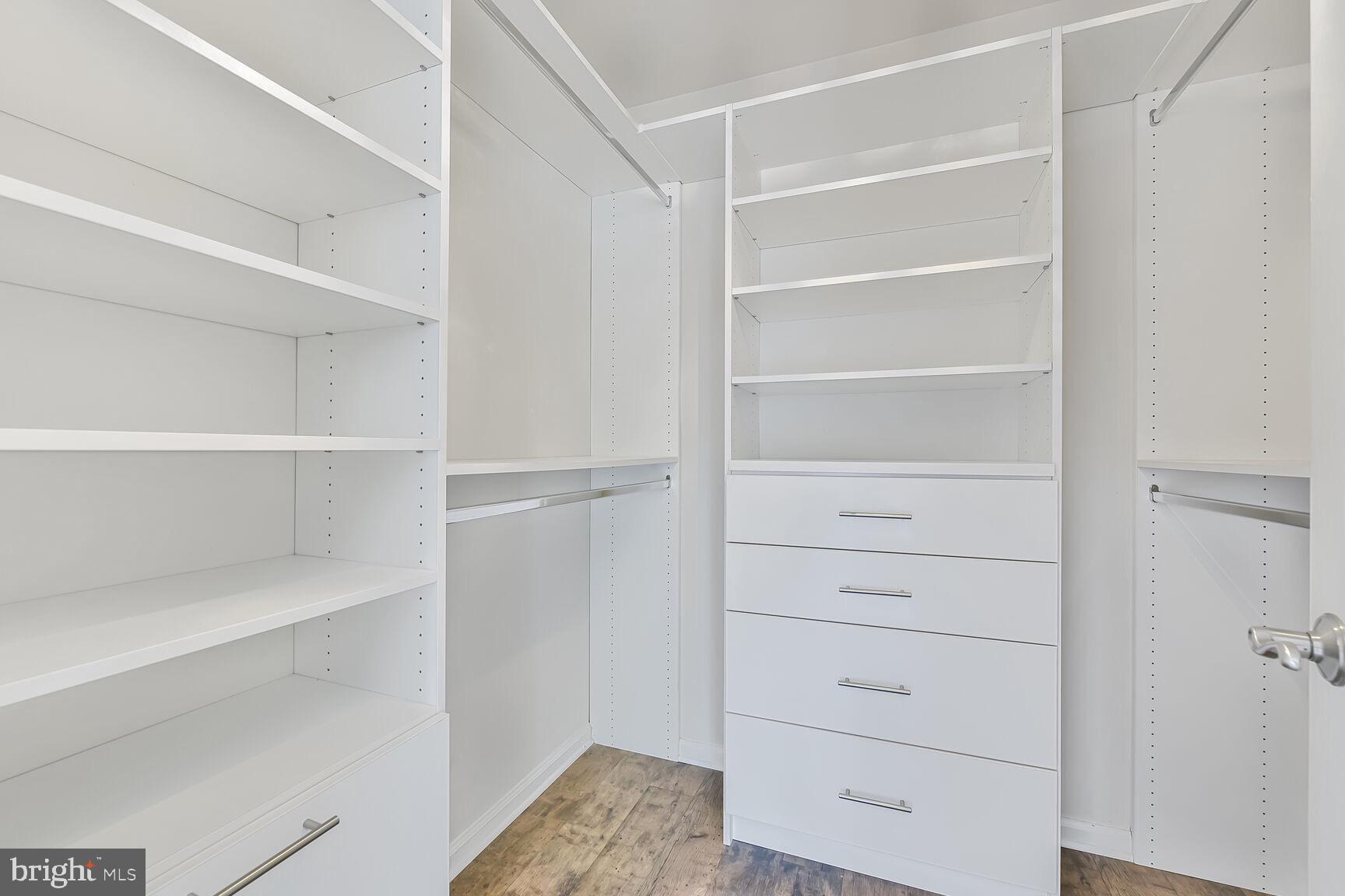 SHIRLINGTON CREST - Residential Lease