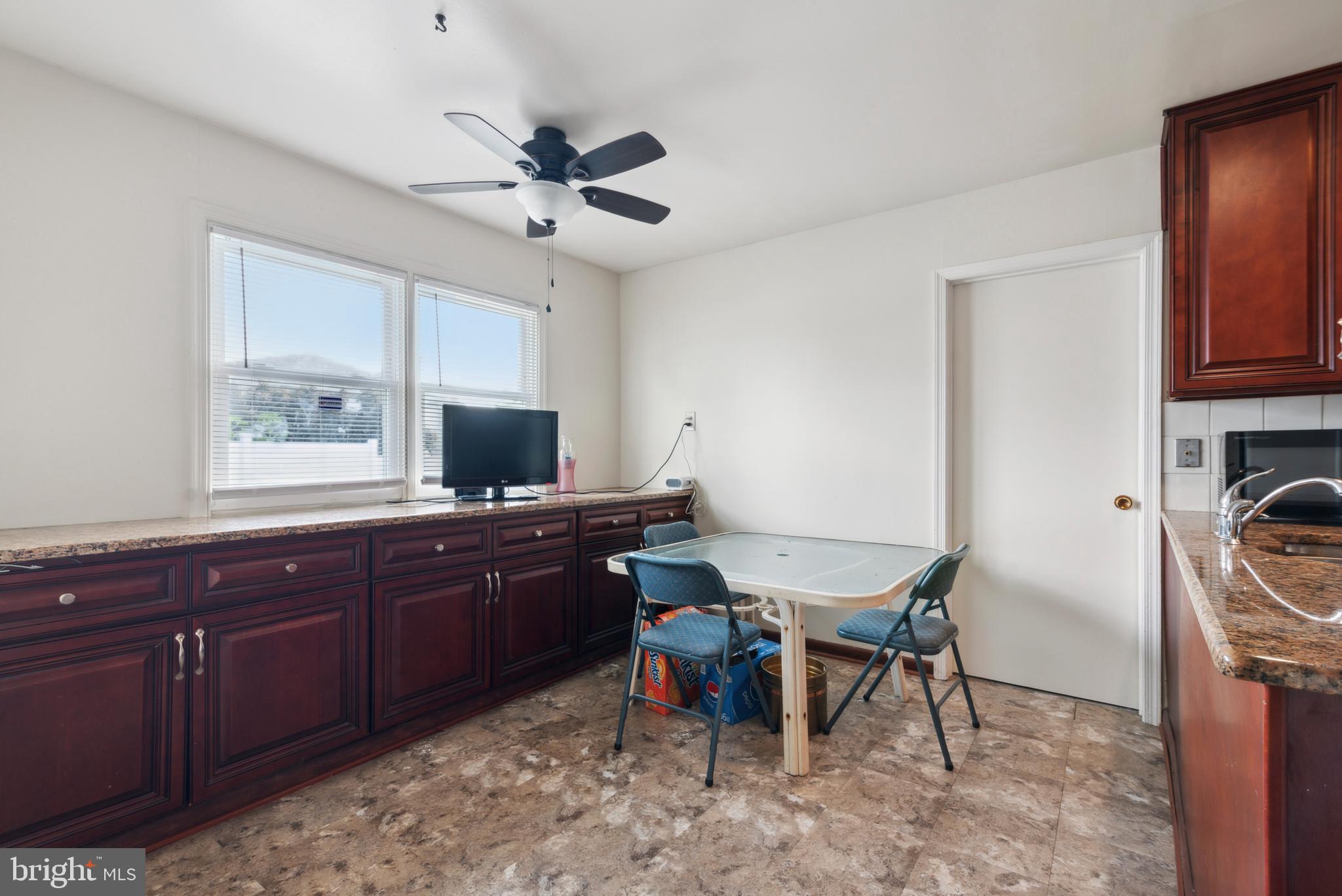 PINE VALLEY - Residential