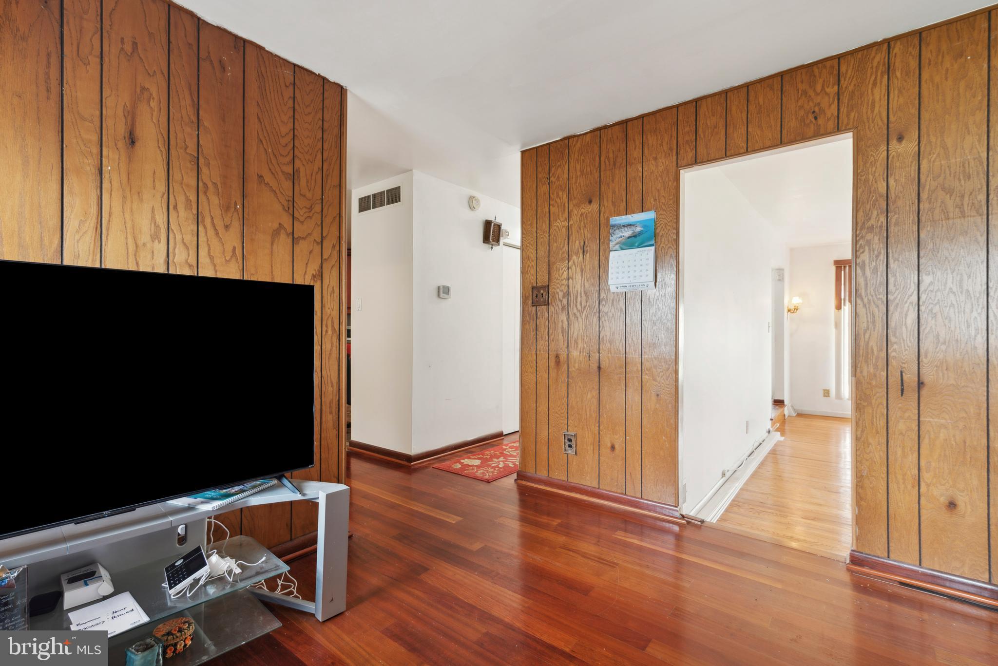 PINE VALLEY - Residential