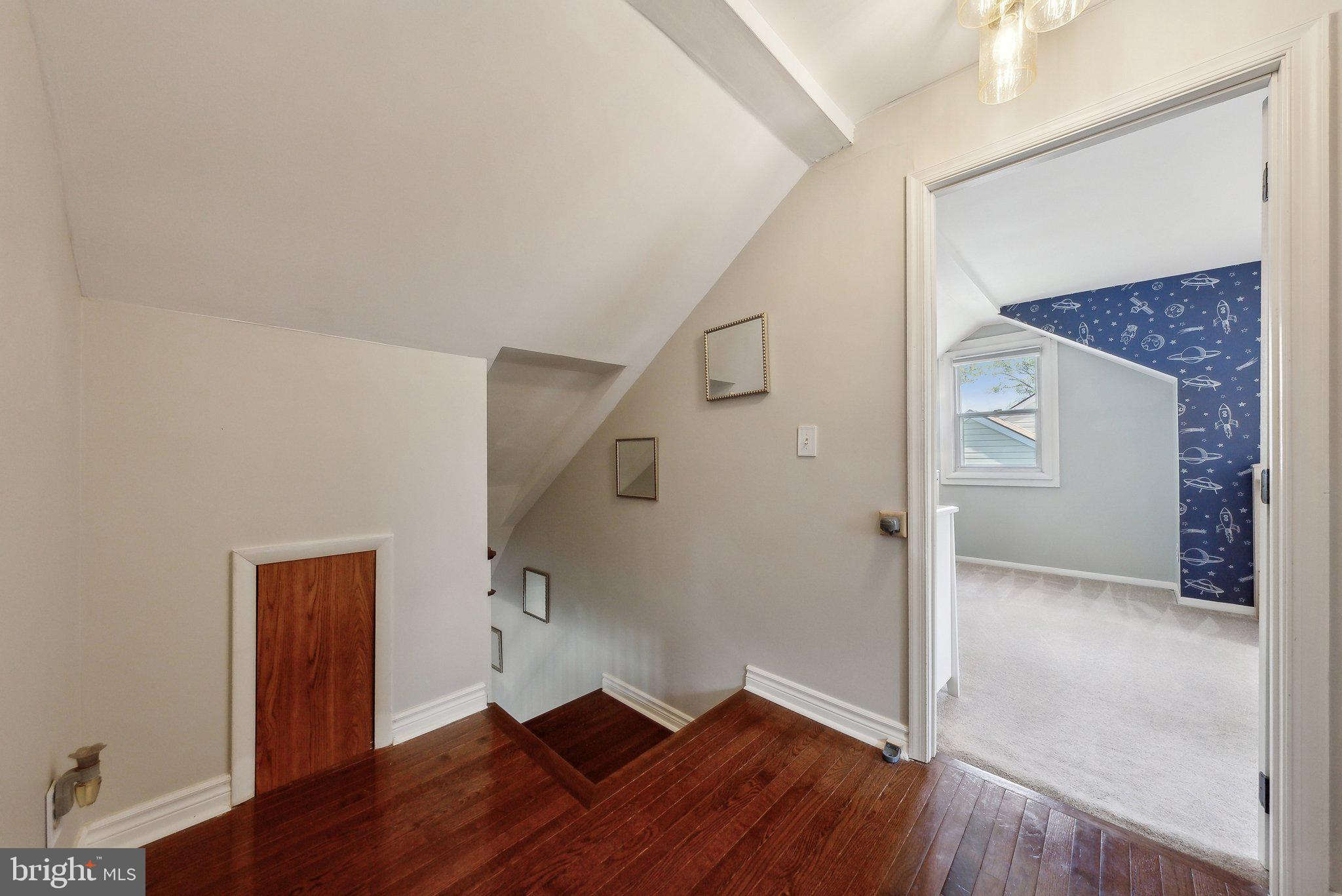 WEST LAWN - Residential