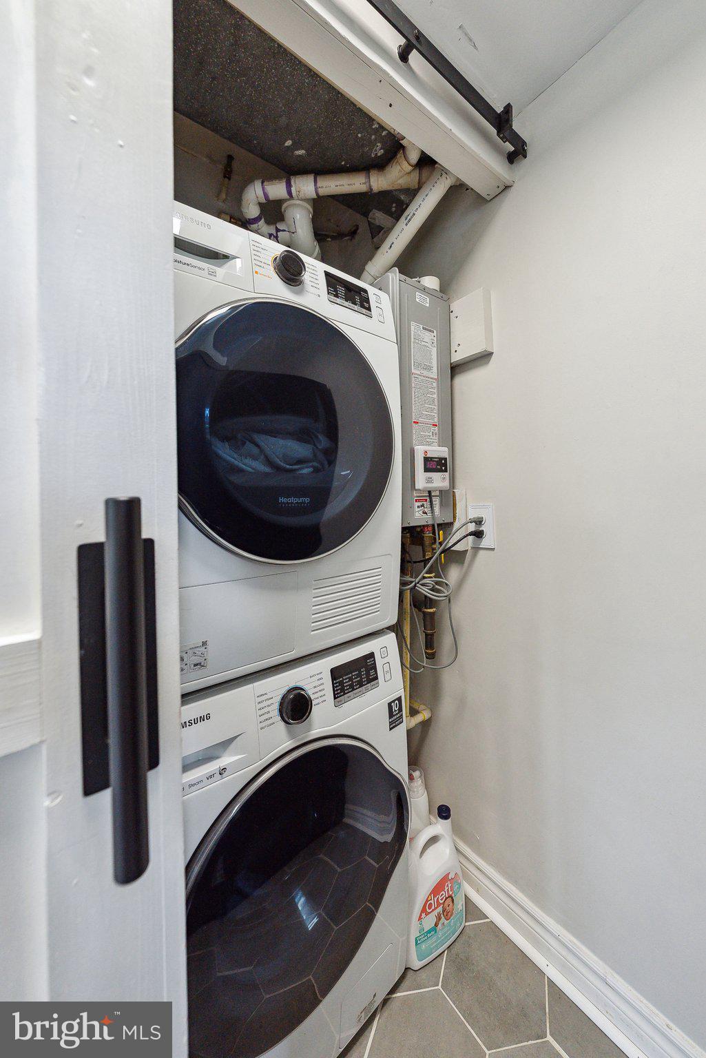 WEST LAWN - Residential