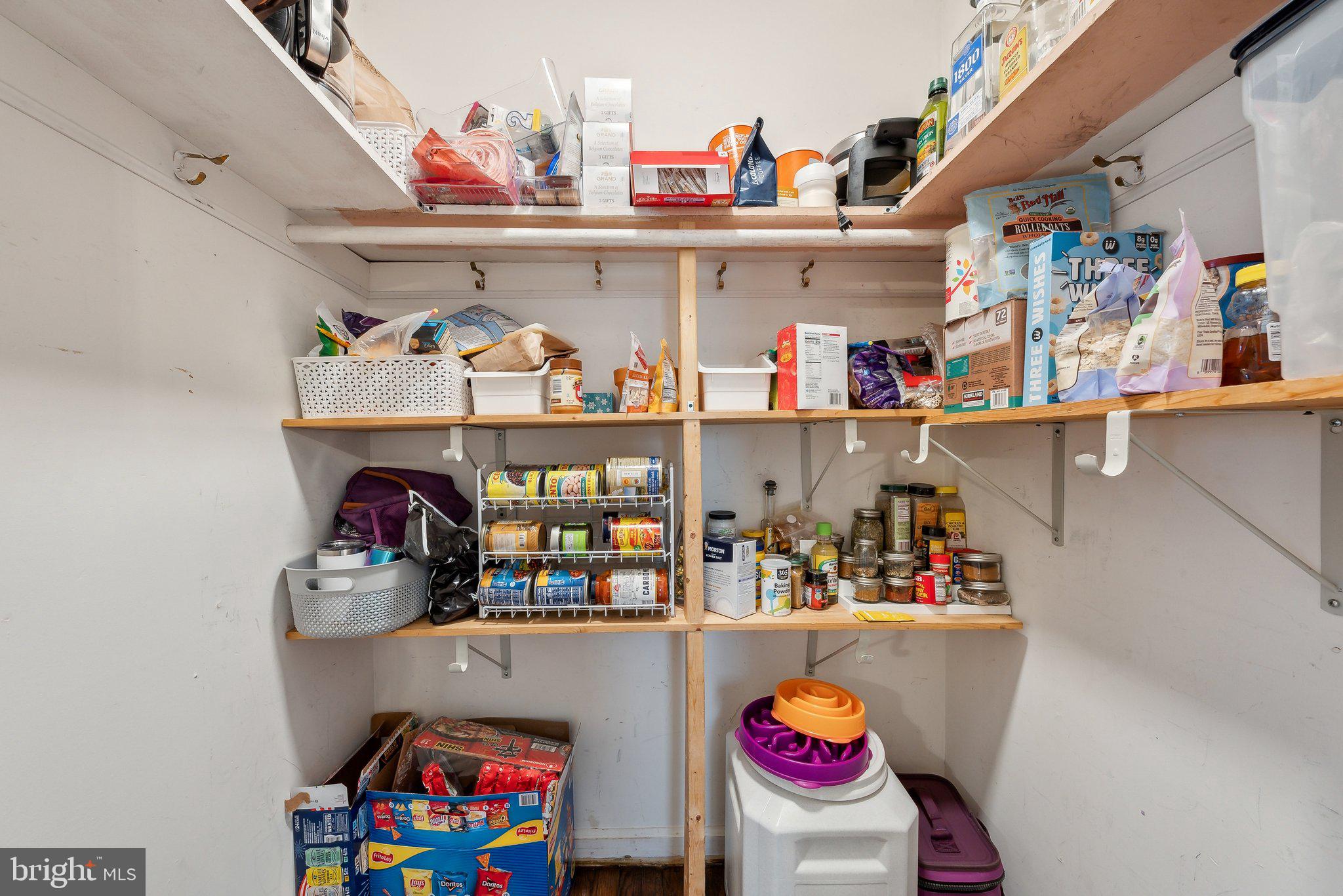 WEST LAWN - Residential