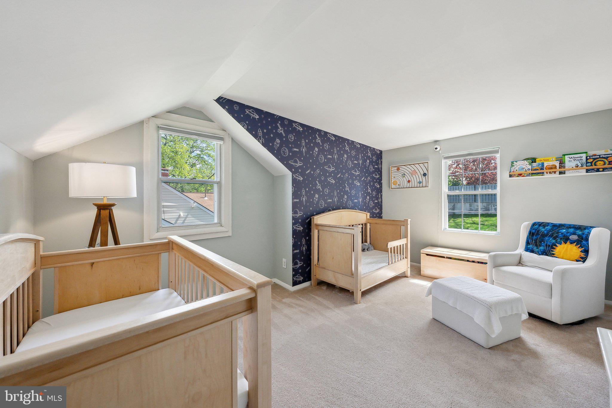 WEST LAWN - Residential