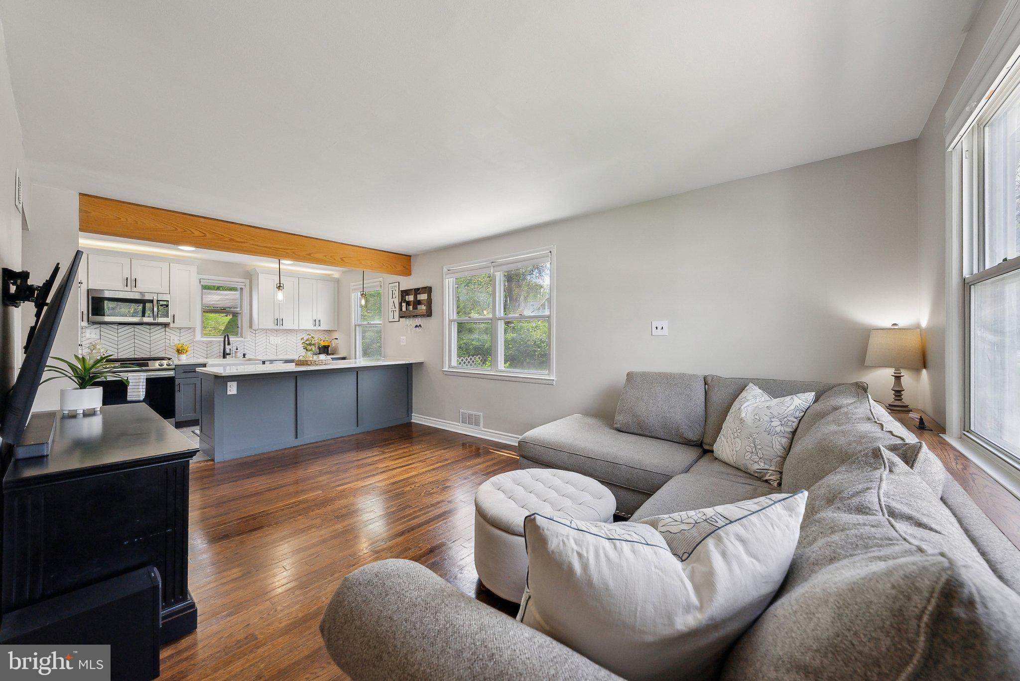 WEST LAWN - Residential