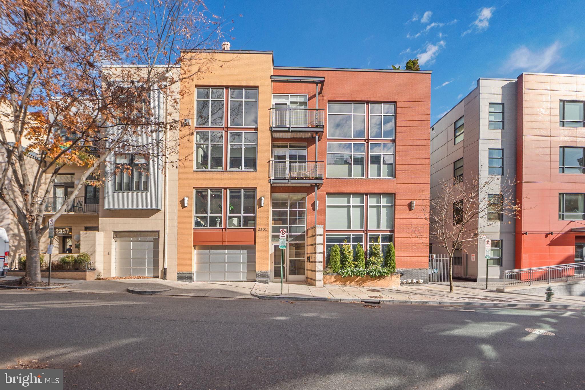 2351 CHAMPLAIN STREET NW C4