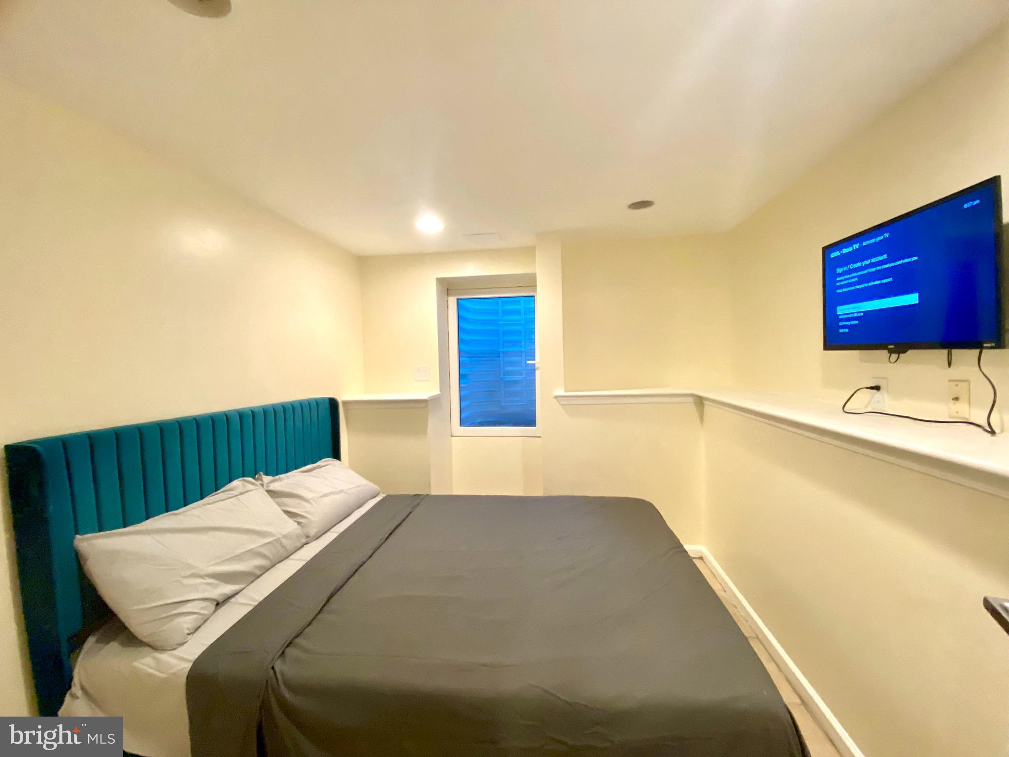 #PrivateRoomW/sharedBath S 13TH STREET 814