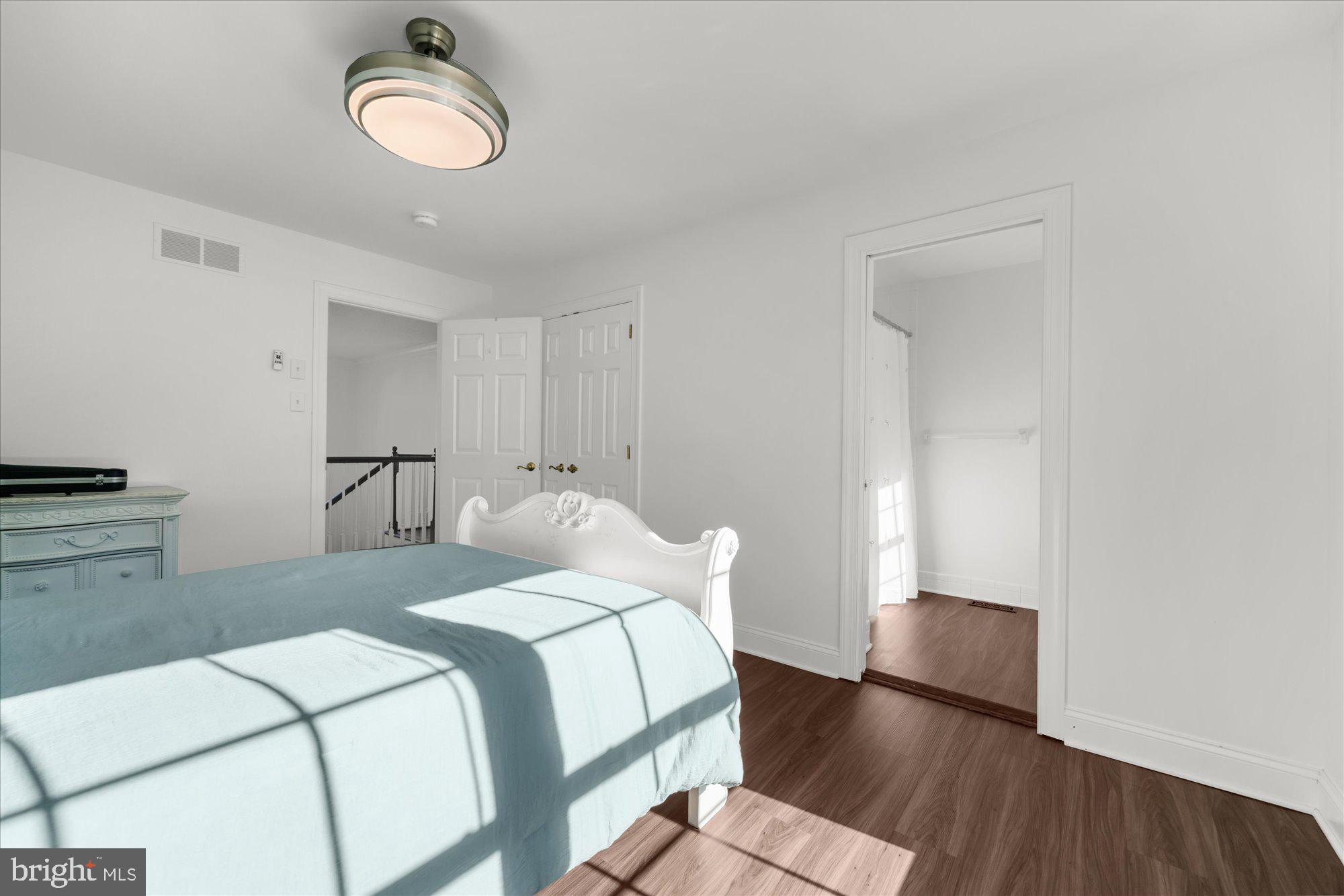 WILTSHIRE - Residential