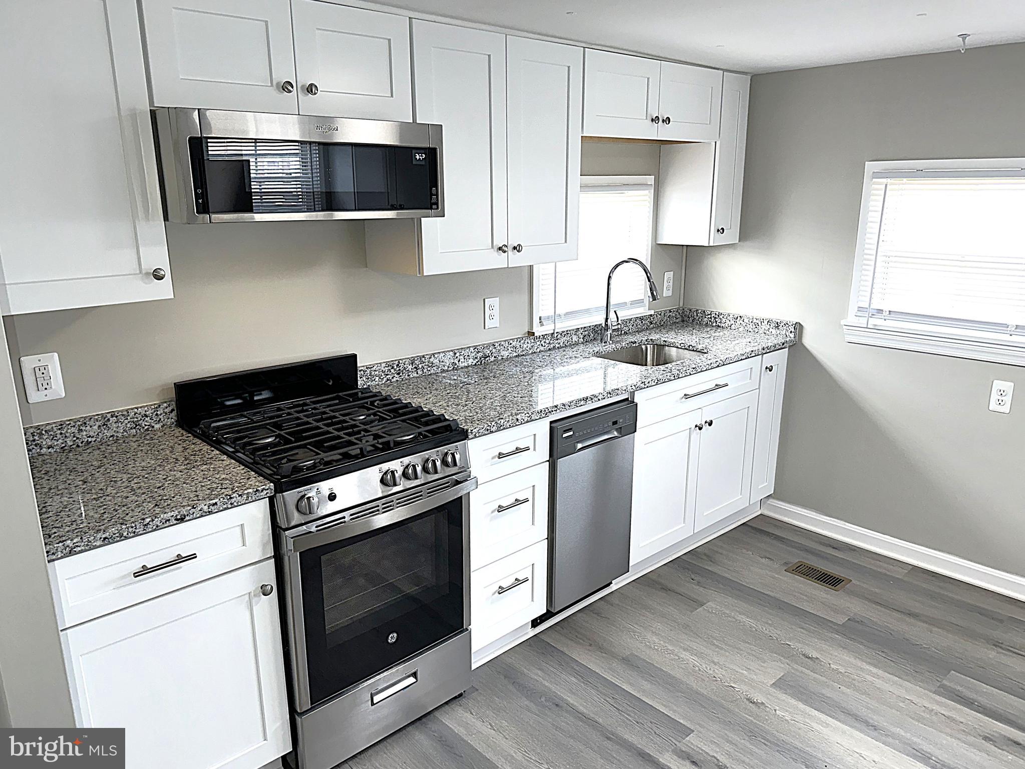 ROL PARK VILLAGE - Residential