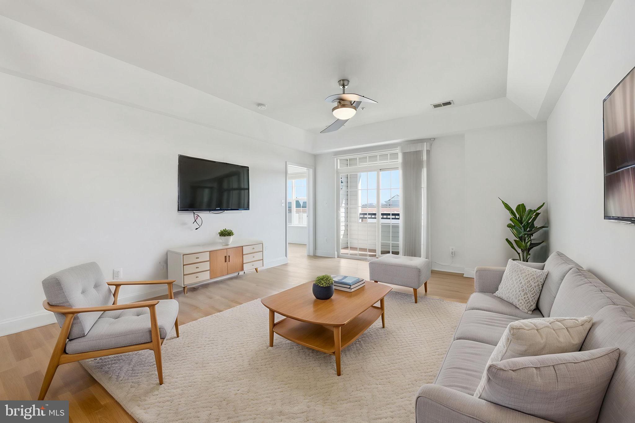 9200 CHARLESTON DRIVE 404