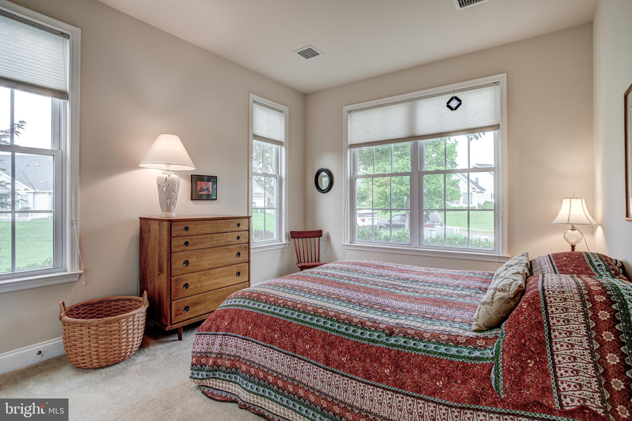 LIBERTY HILL - Residential