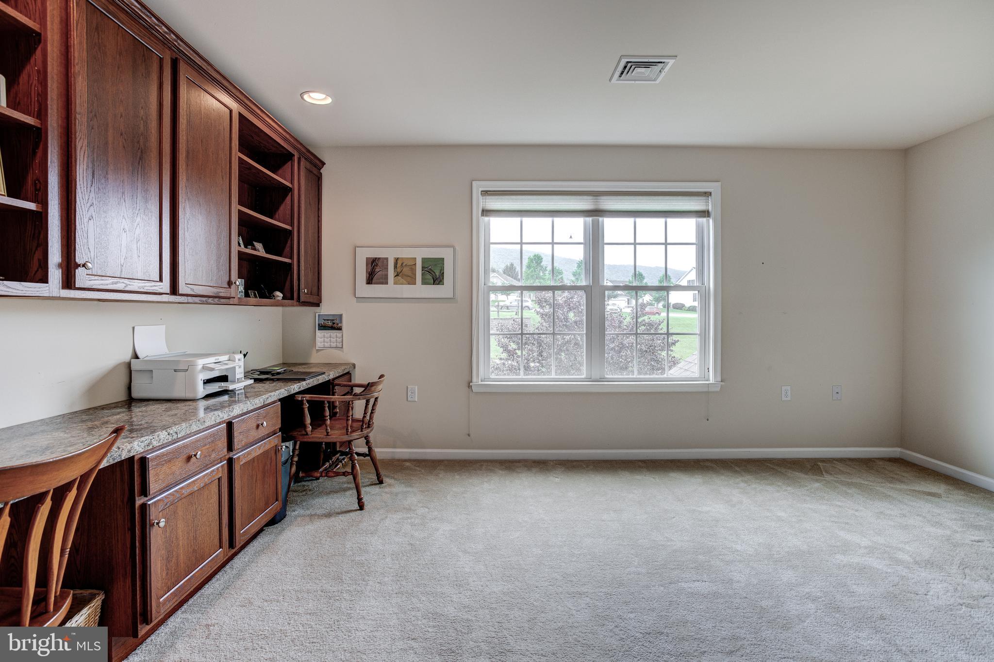 LIBERTY HILL - Residential