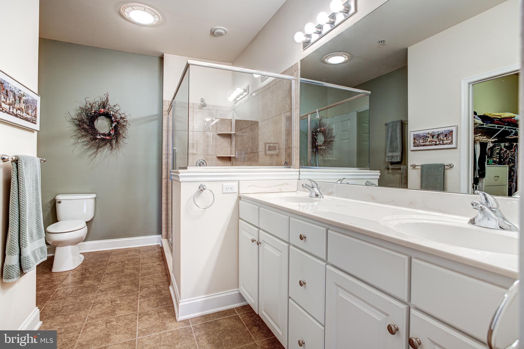 LIBERTY HILL - Residential