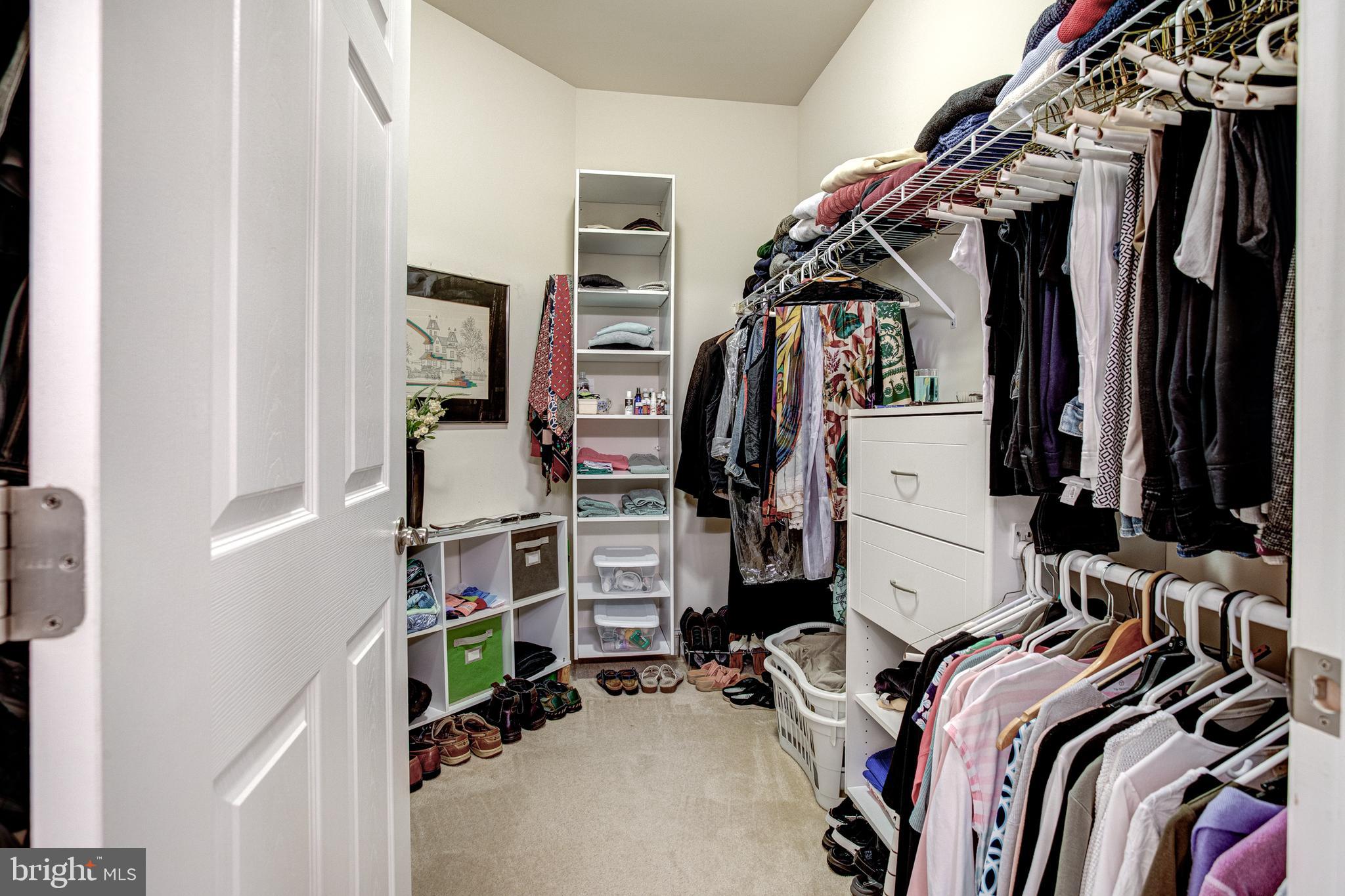 LIBERTY HILL - Residential