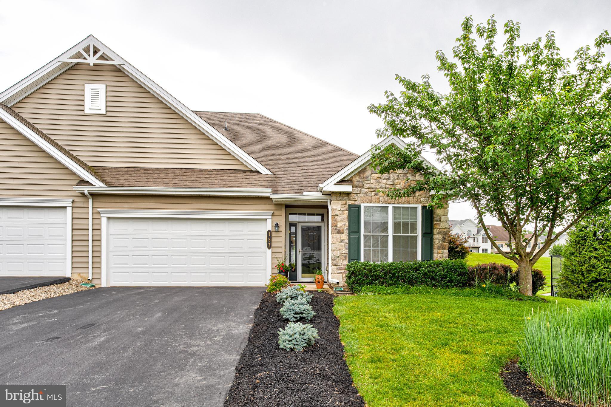 LIBERTY HILL - Residential