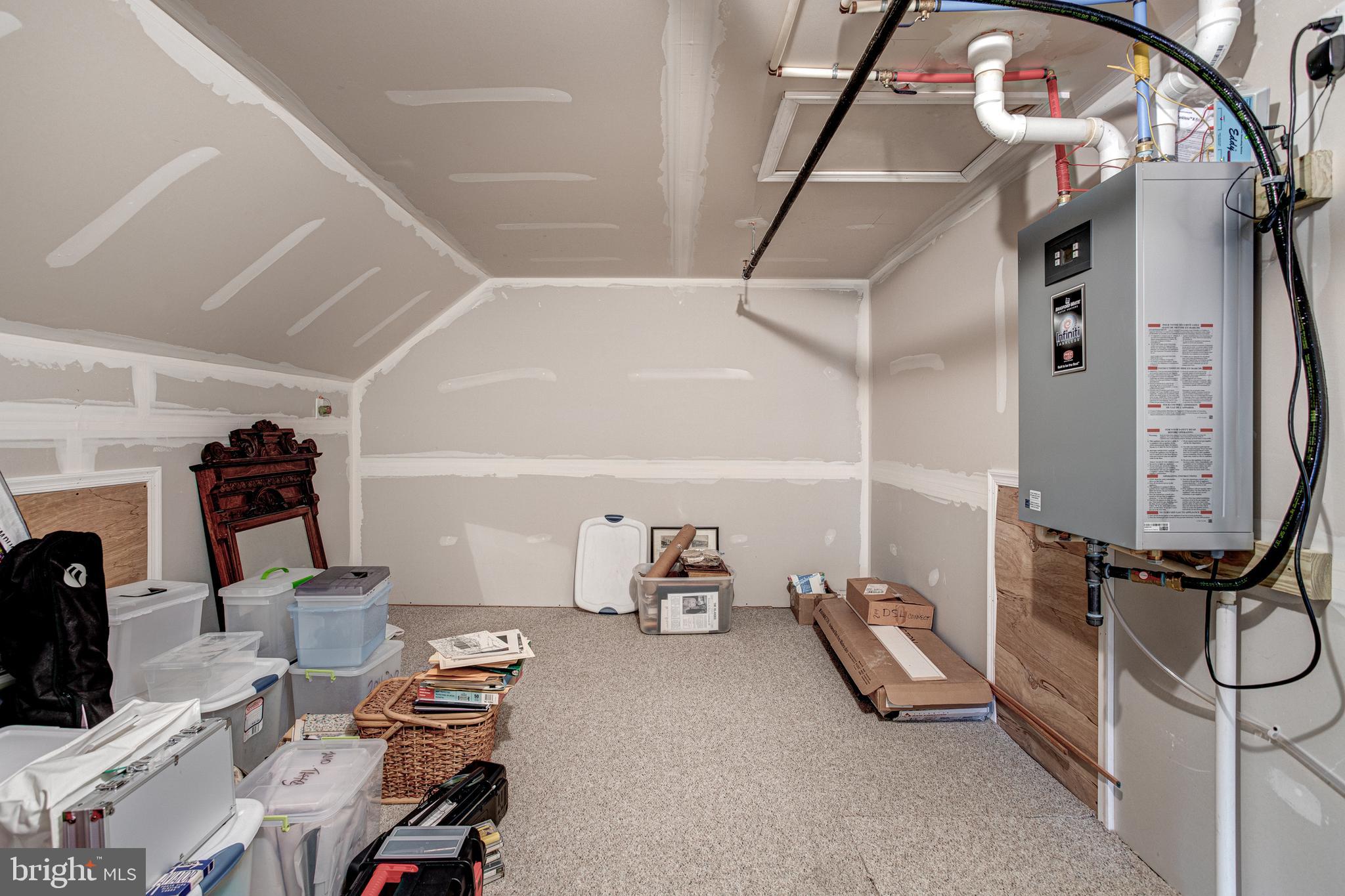 LIBERTY HILL - Residential