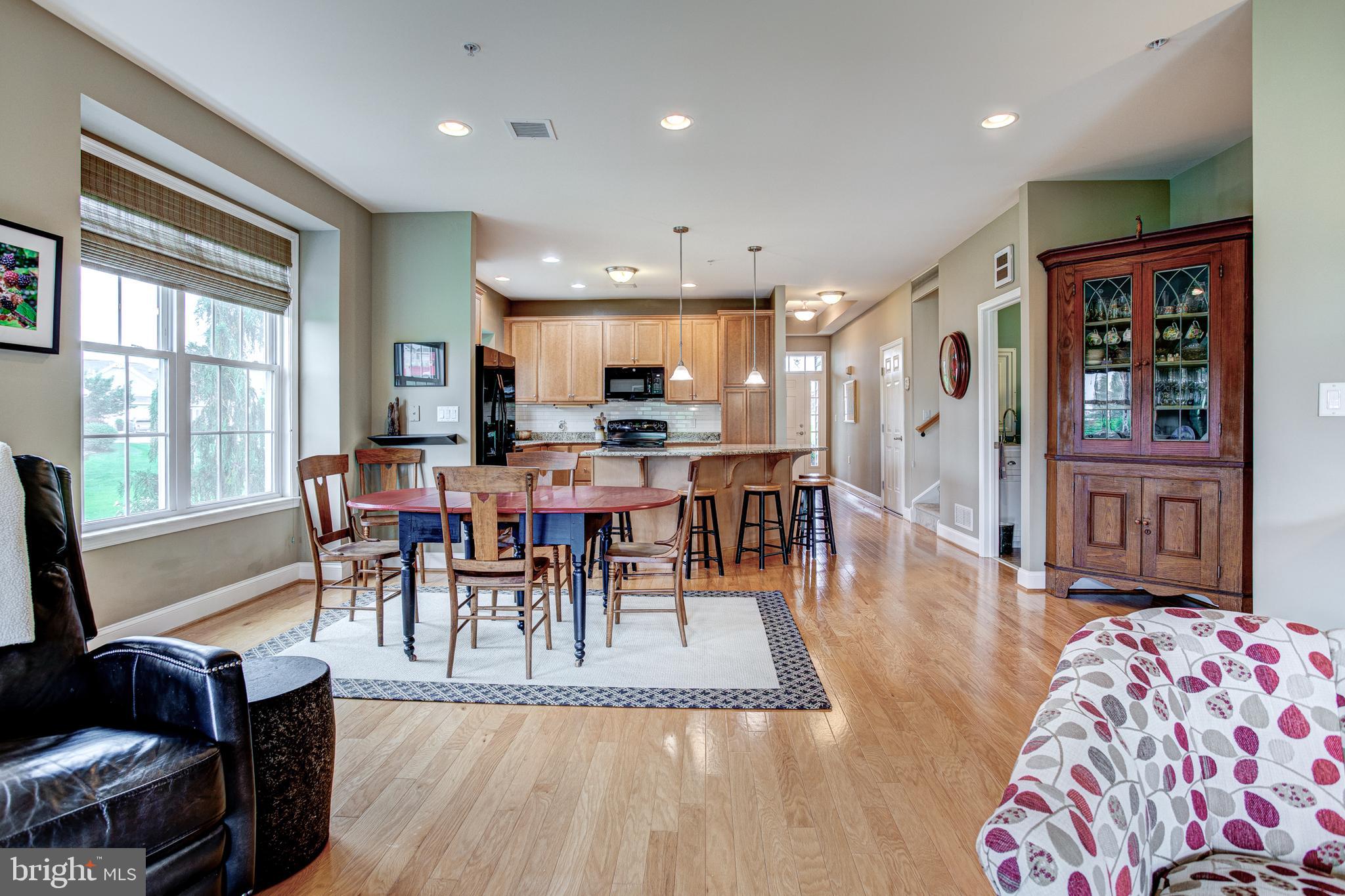 LIBERTY HILL - Residential