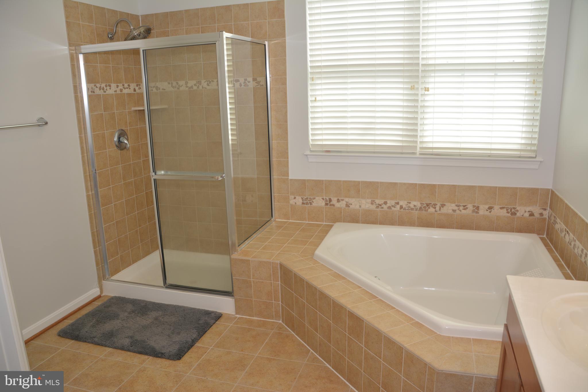 BRAMBLETON LANDBAY 2 - Residential Lease