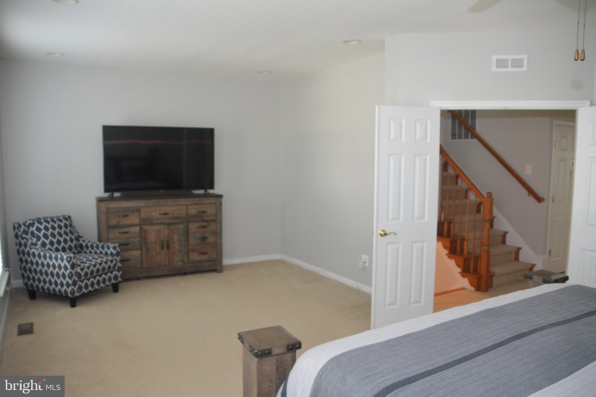 BRAMBLETON LANDBAY 2 - Residential Lease