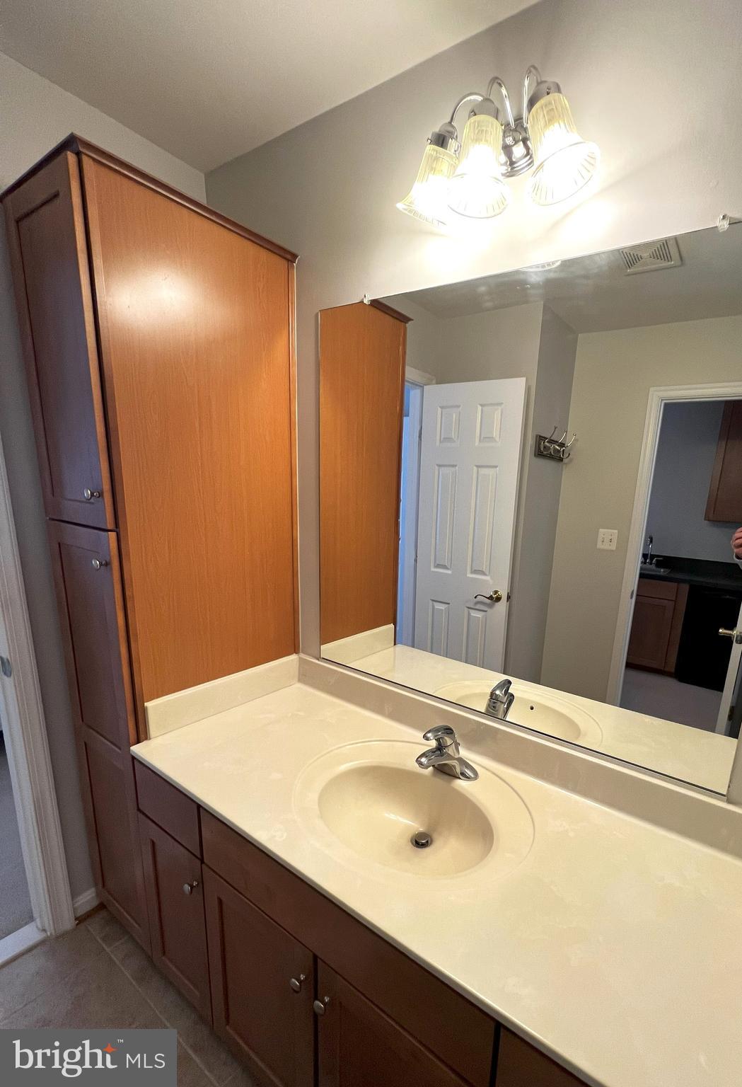 BRAMBLETON LANDBAY 2 - Residential Lease