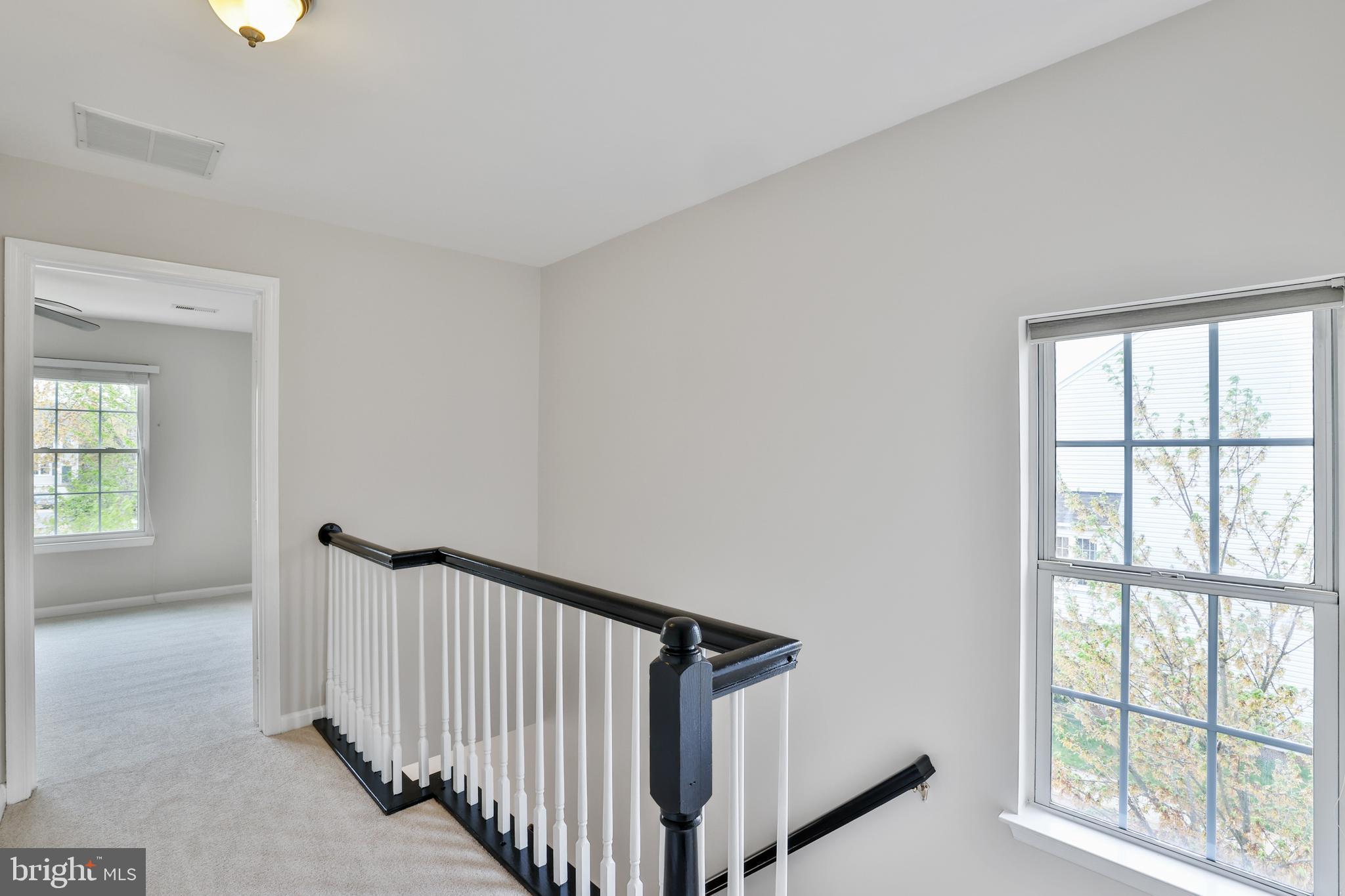 UNIVERISTY CENTER - Residential