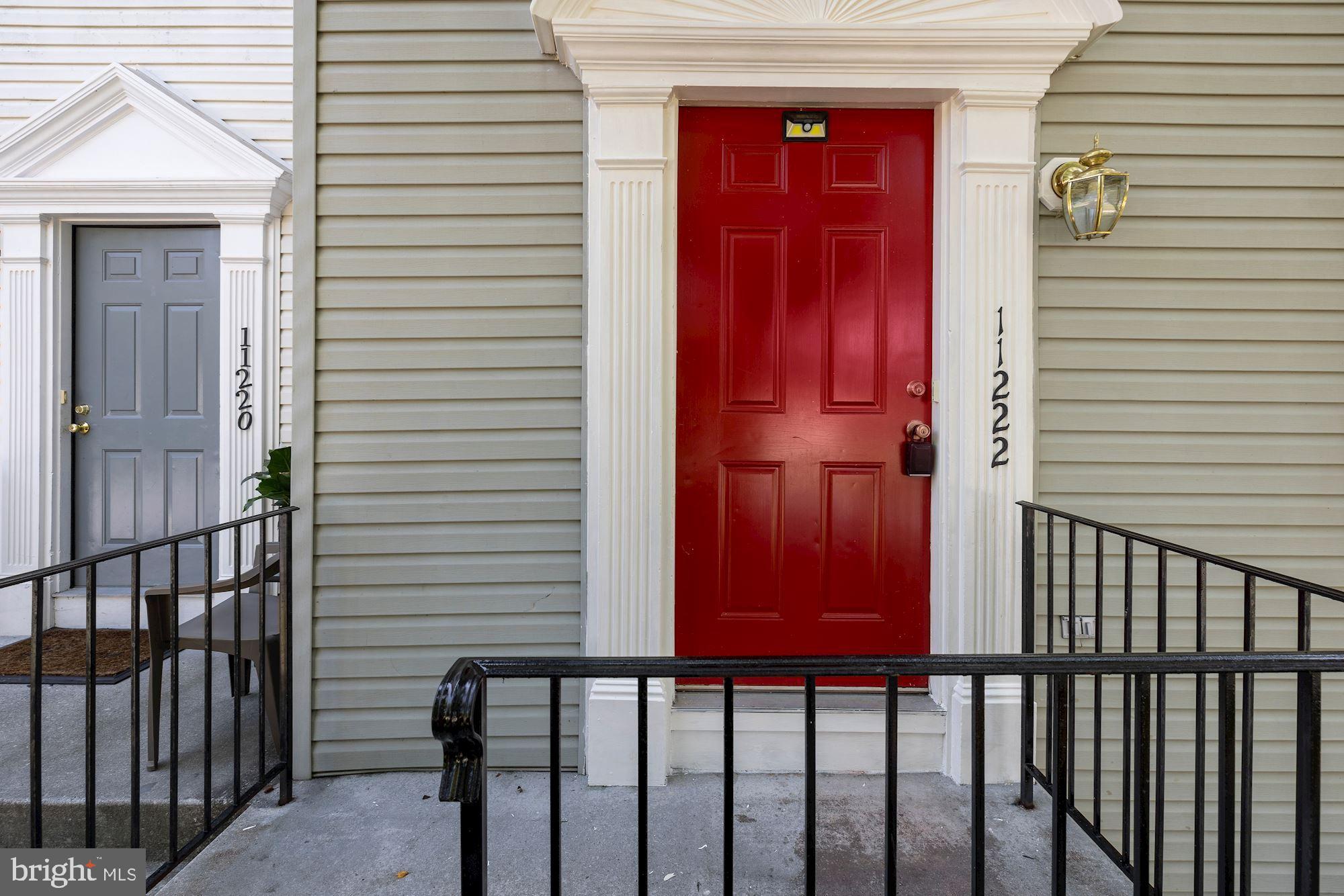 ROBINS GLENN - Residential