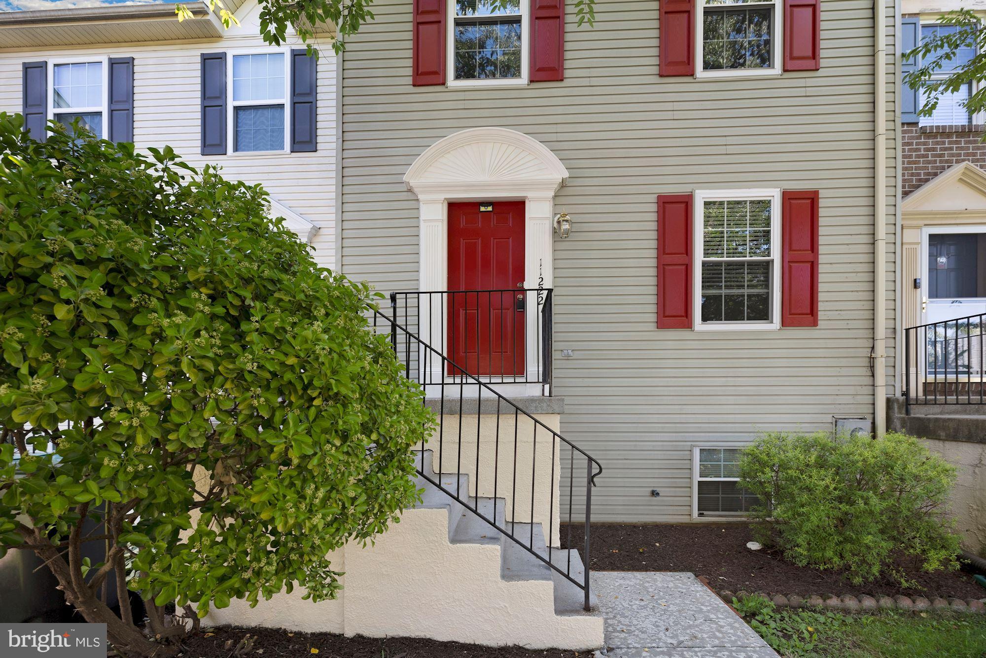 ROBINS GLENN - Residential