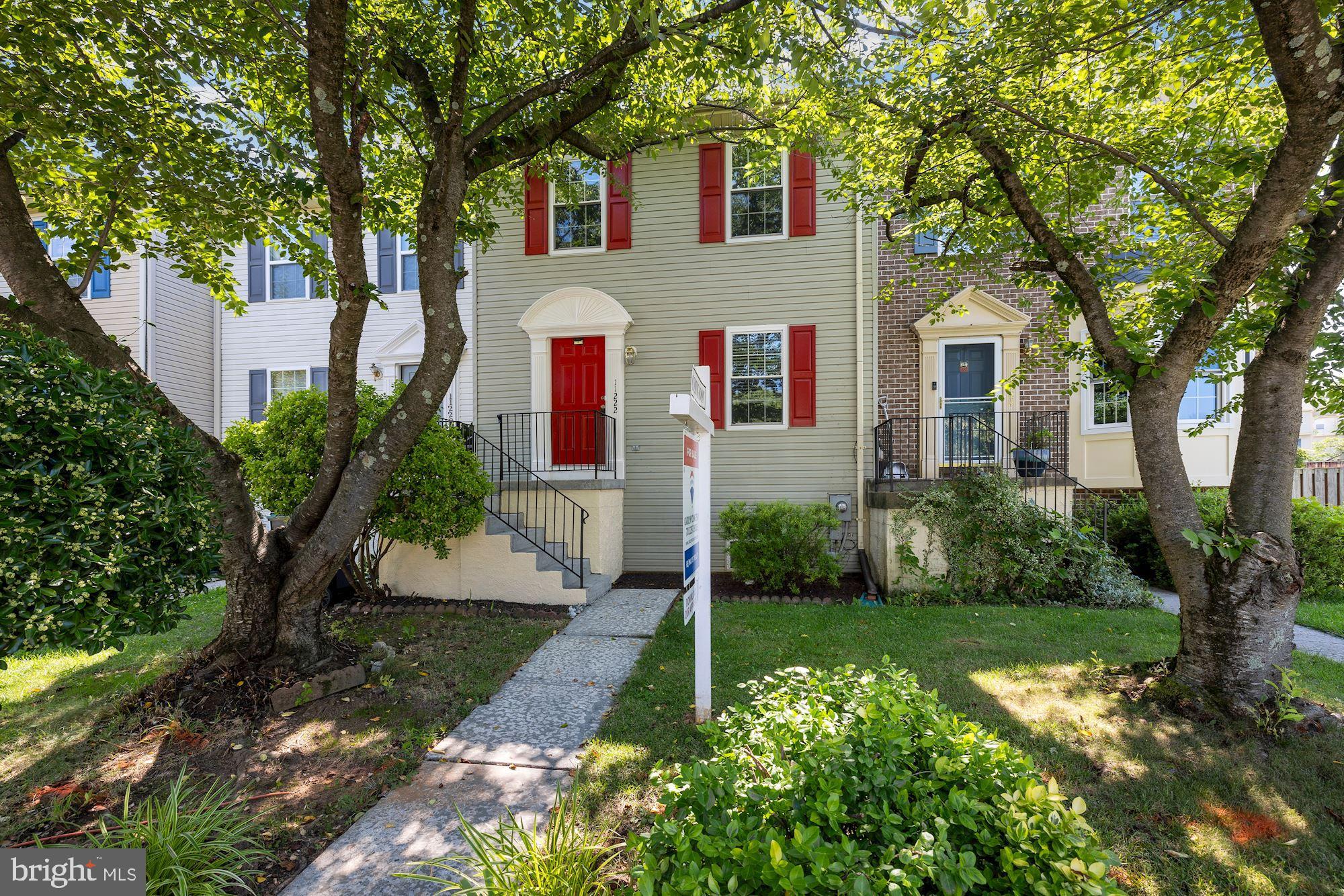 ROBINS GLENN - Residential