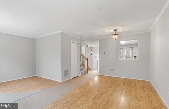 GLYNDON GATE - Residential Lease