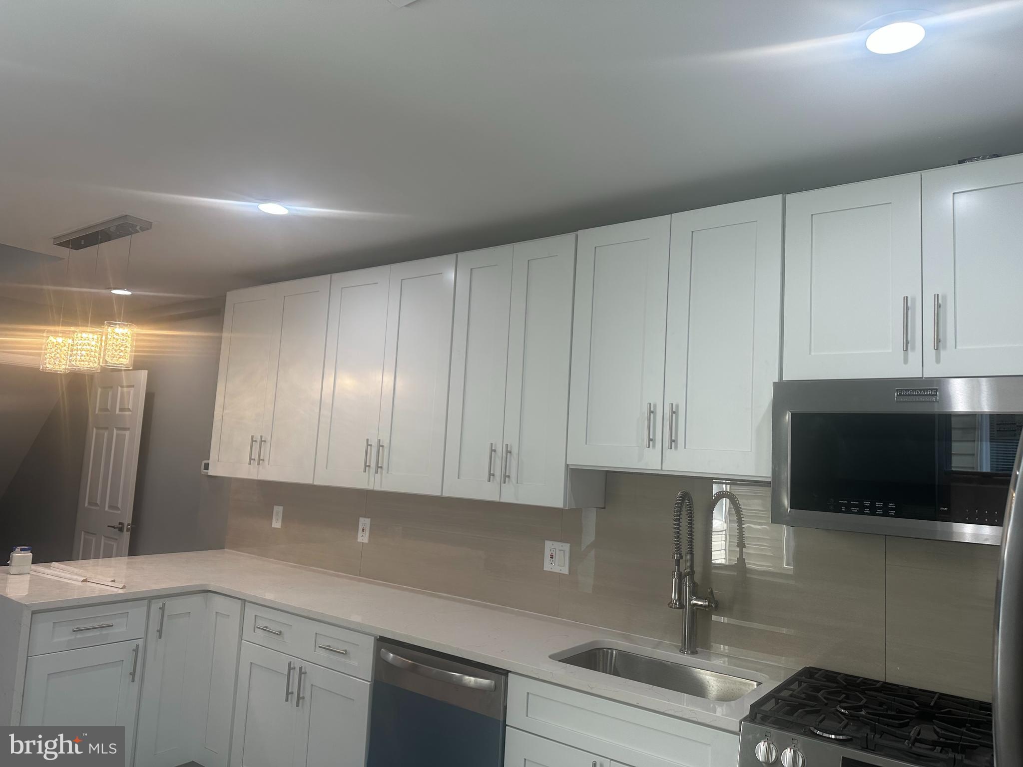 PORT RICHMOND - Residential