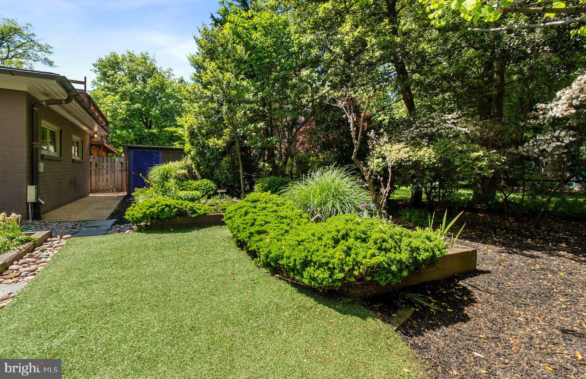 SOMERSET - Residential