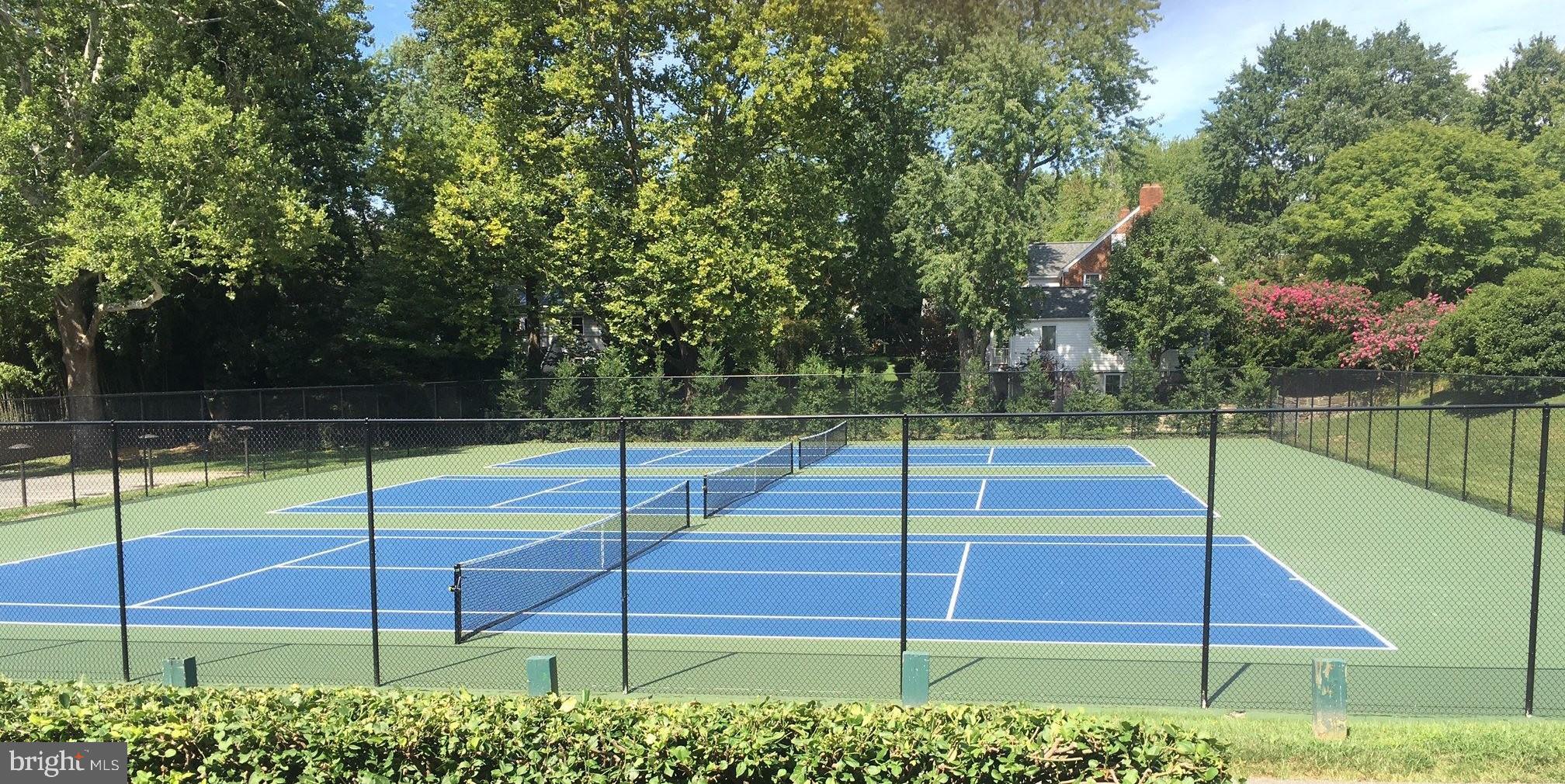 SOMERSET - Residential