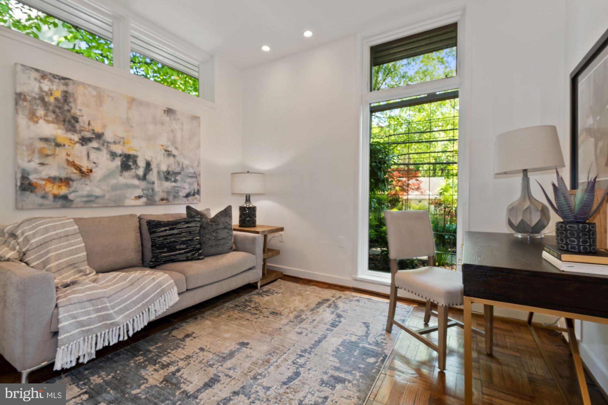 SOMERSET - Residential