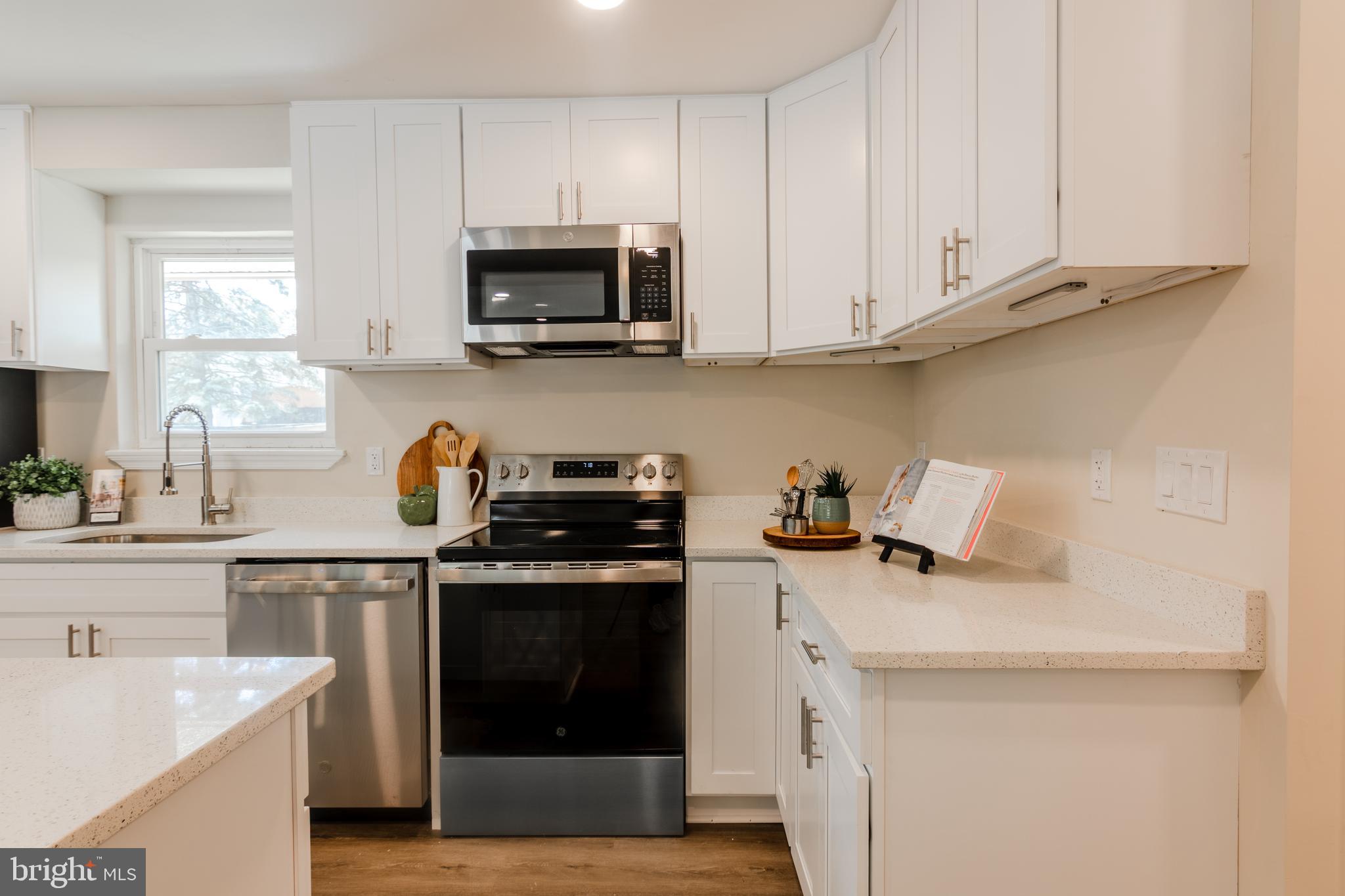 VILLAGE OF OLDE MILL - Residential