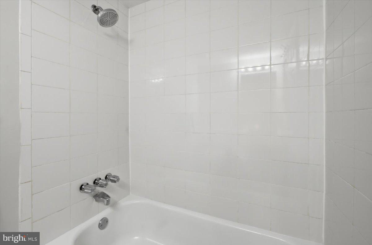 SUGARLAND RUN - Residential