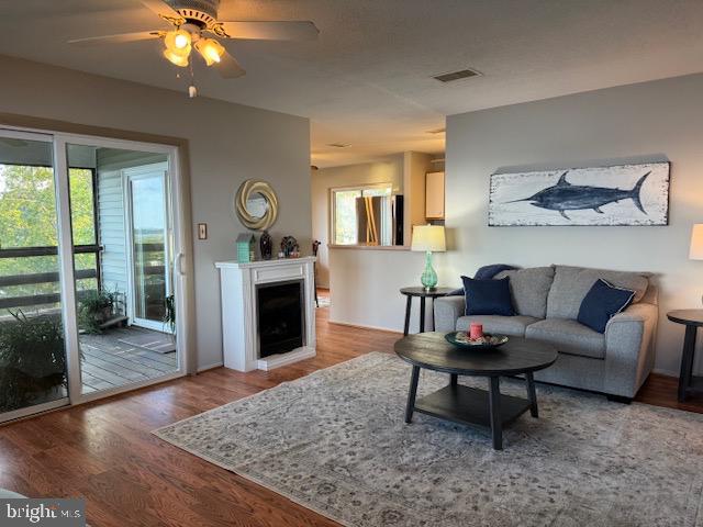 TOWLES LANDING - Residential