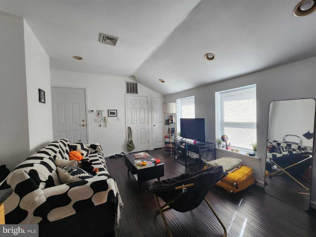 FRANCISVILLE - Residential Lease