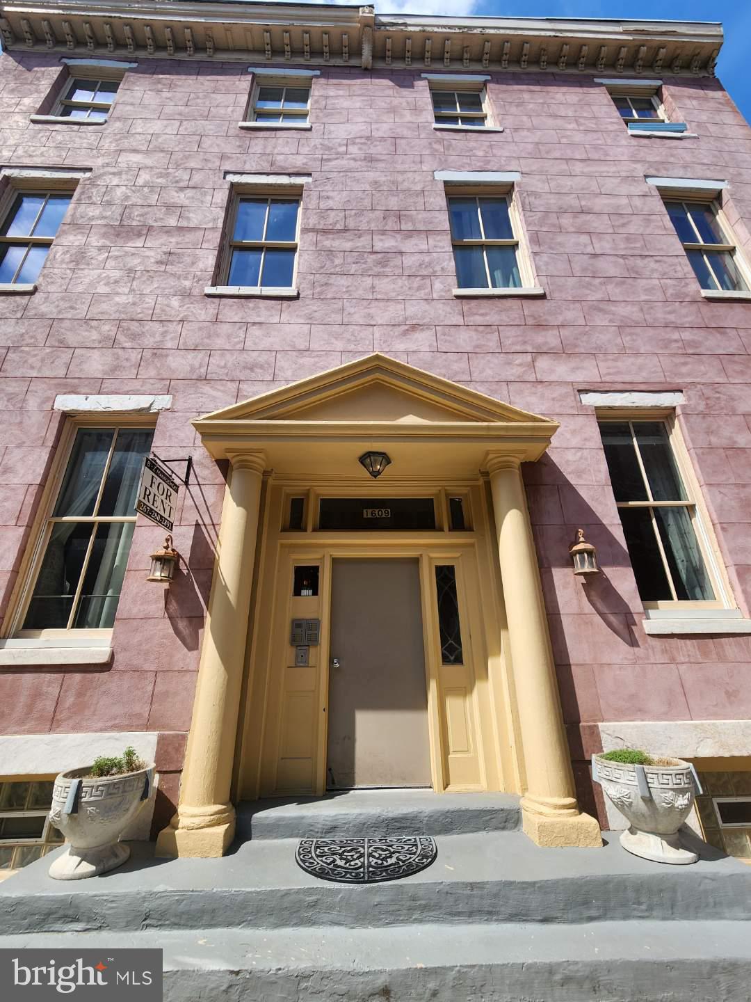 FRANCISVILLE - Residential Lease