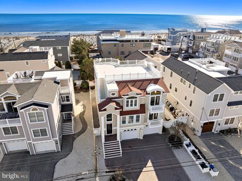 Photo of 1505 N Atlantic Avenue, LONG BEACH TOWNSHIP, NJ 08008 (MLS # NJOC2036982)