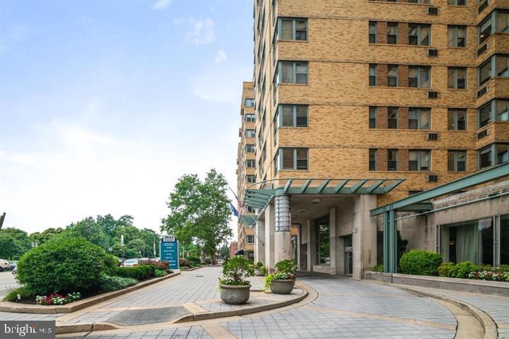 ART MUSEUM AREA - Residential Lease