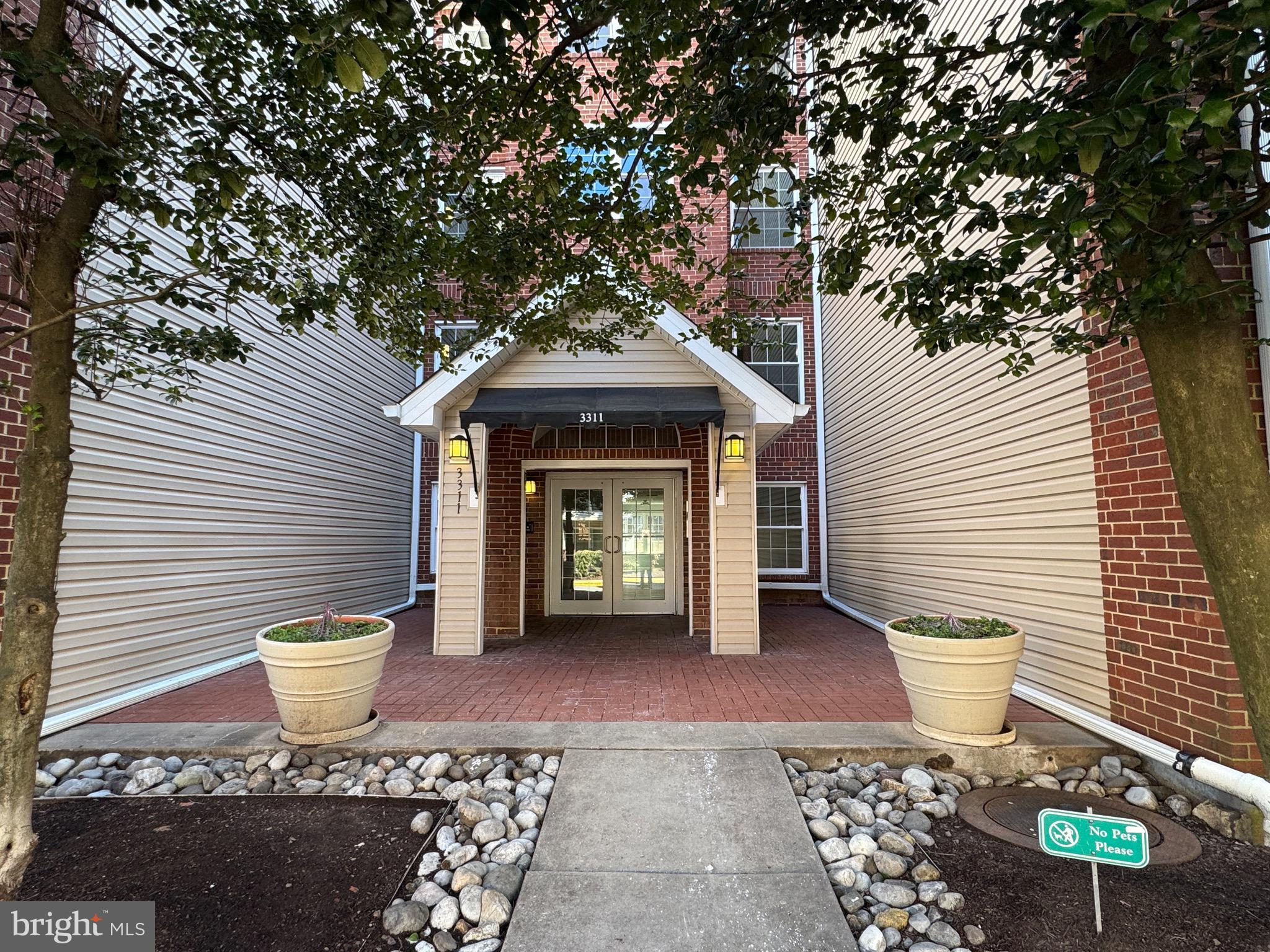 POINTE AT PARK CENTER - Residential