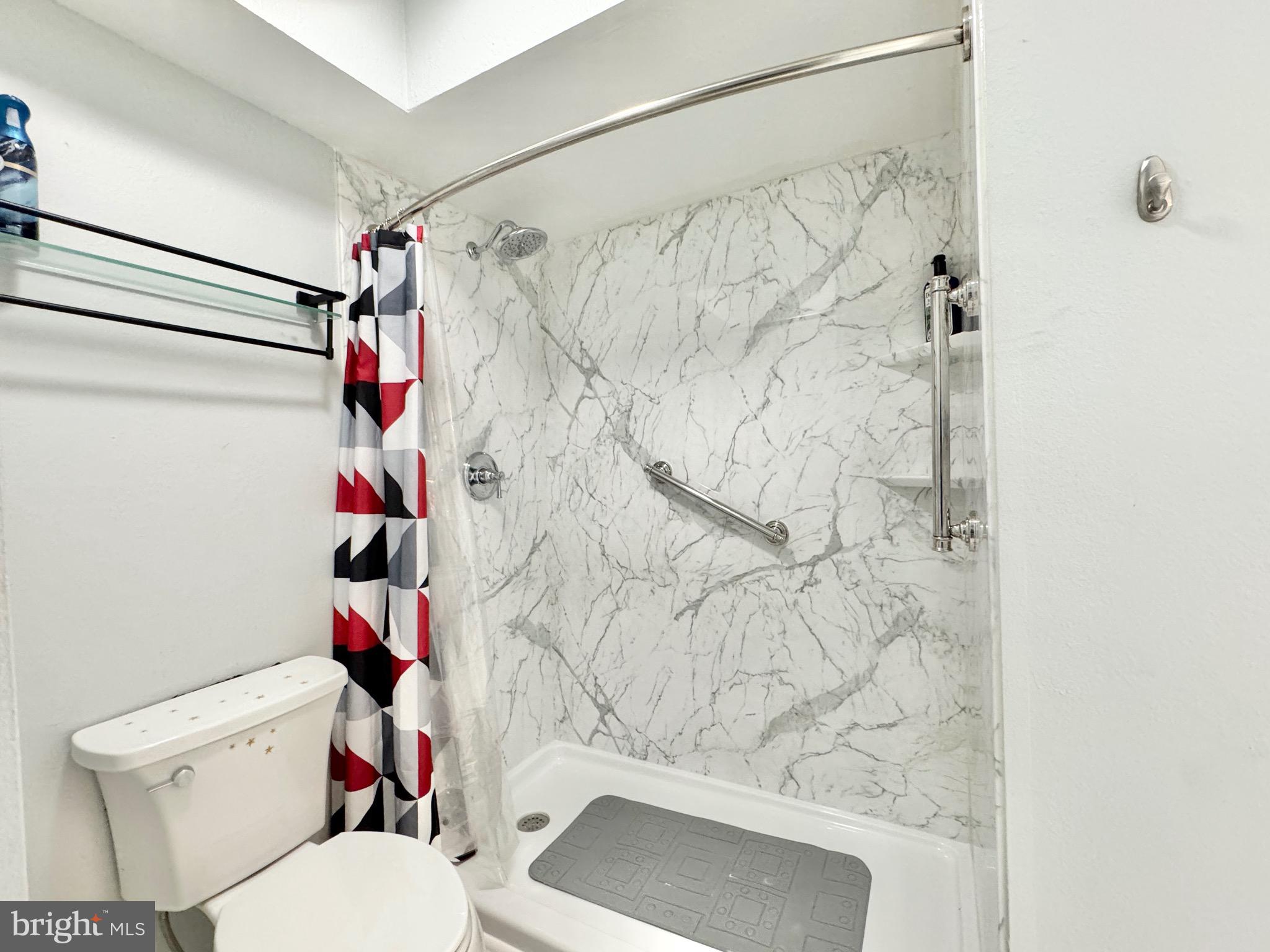 POINTE AT PARK CENTER - Residential