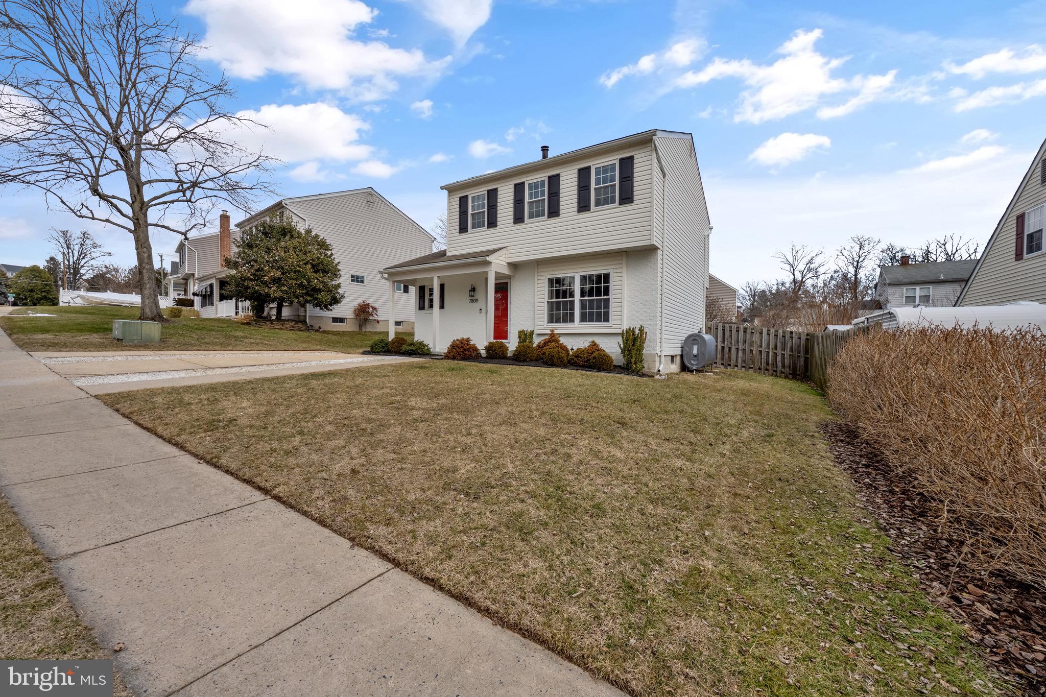 VILLAGE OF HICKORY HOLLOW - Residential