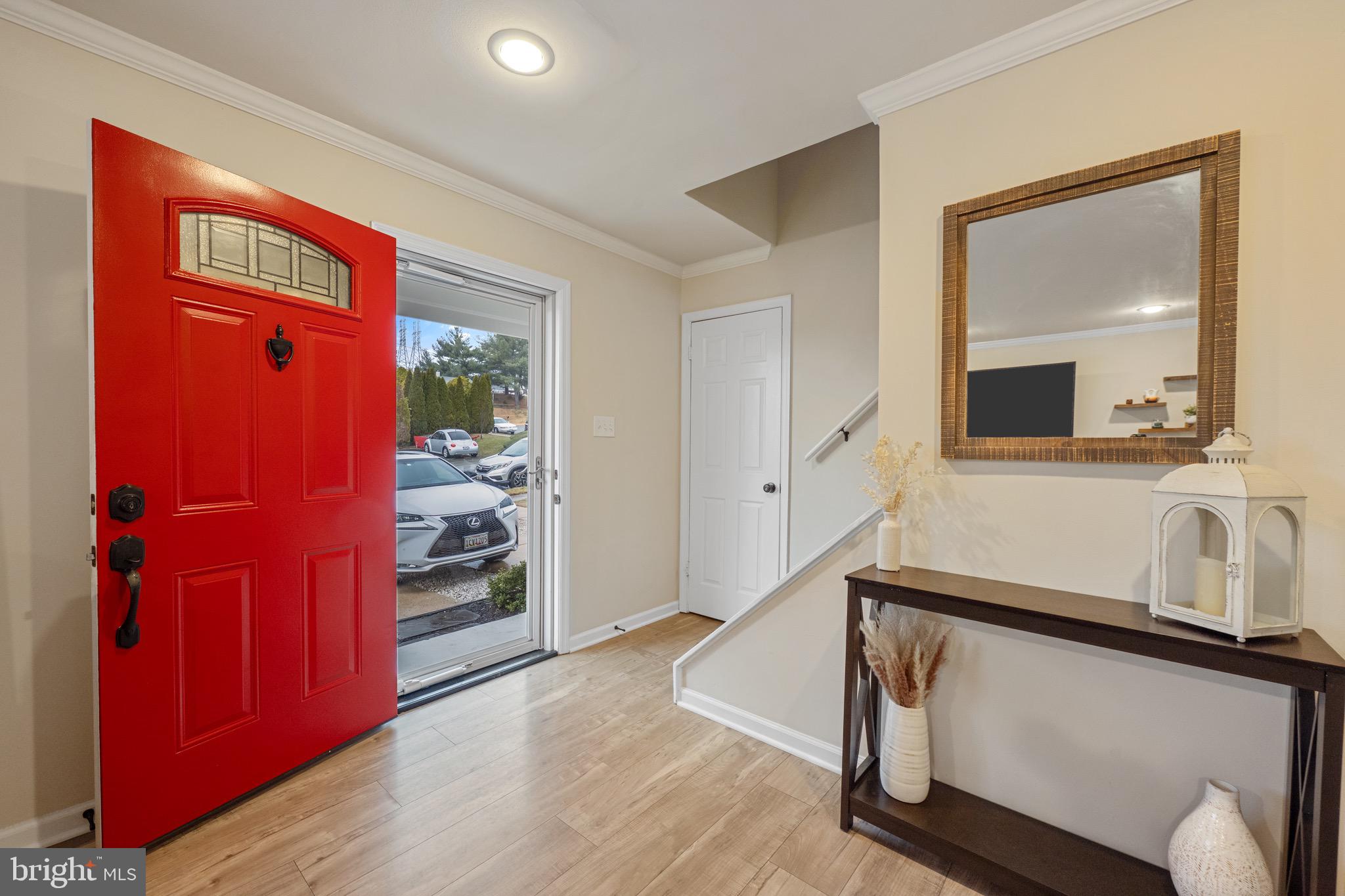 VILLAGE OF HICKORY HOLLOW - Residential