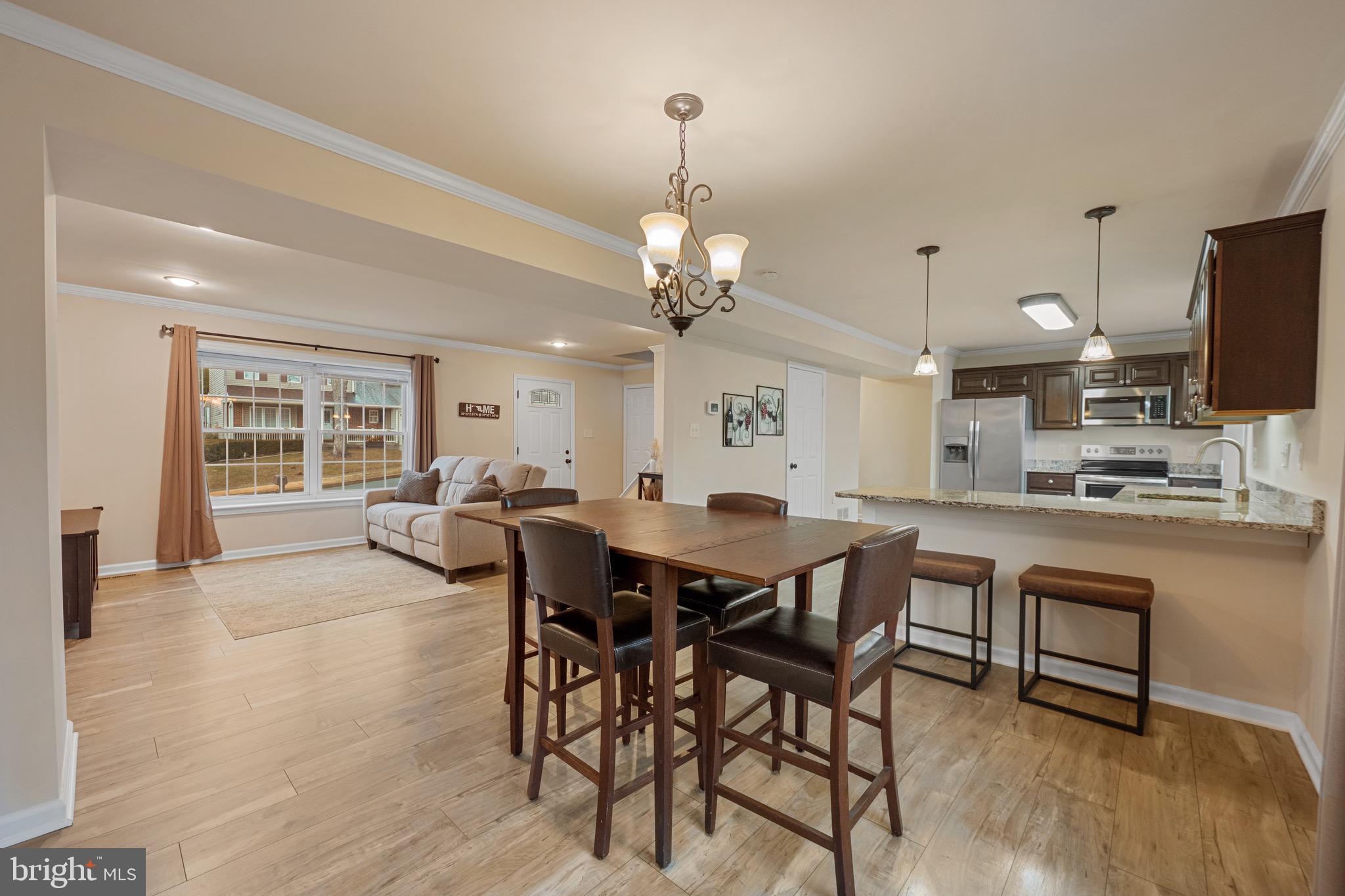 VILLAGE OF HICKORY HOLLOW - Residential