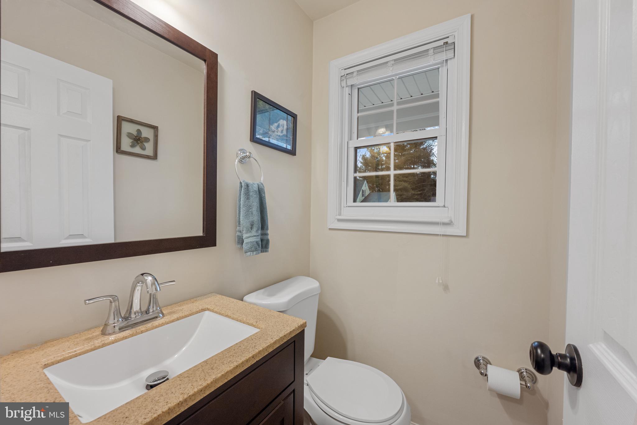 VILLAGE OF HICKORY HOLLOW - Residential