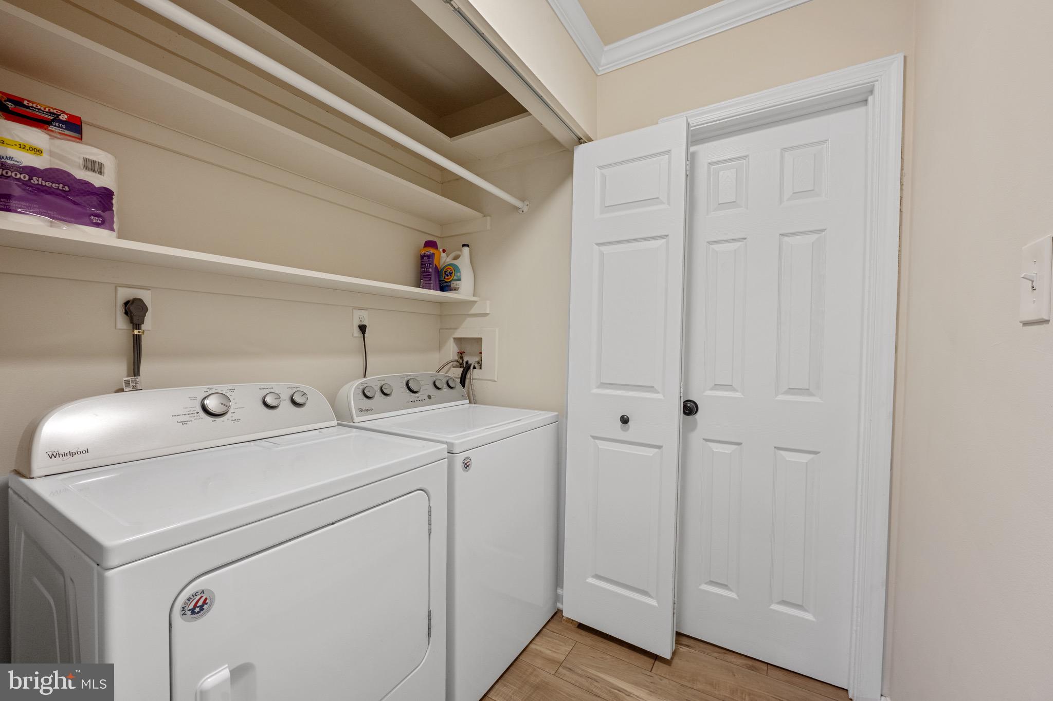 VILLAGE OF HICKORY HOLLOW - Residential