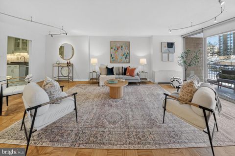 3001 VEAZEY TERRACE NW 612 WASHINGTON DC 20008