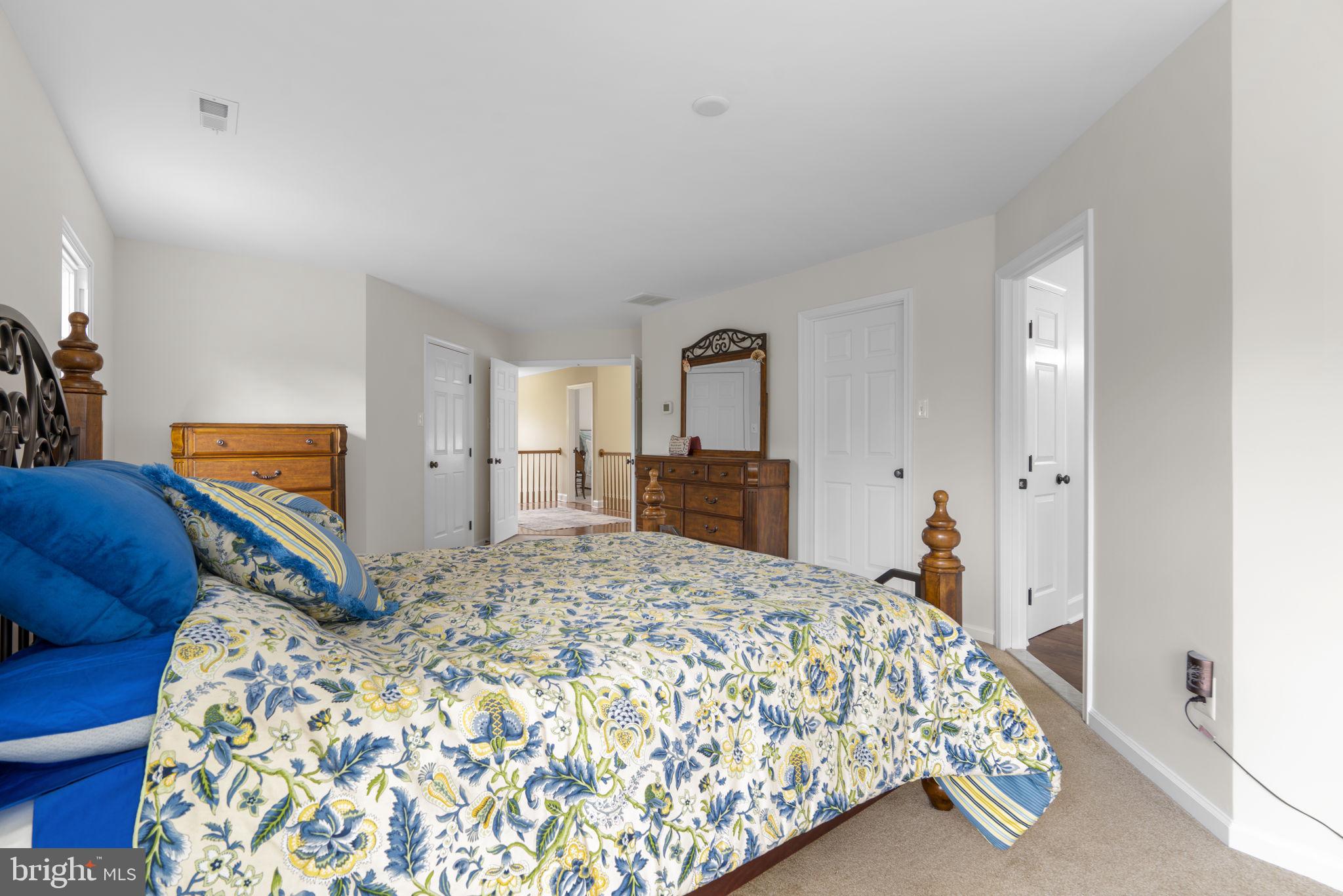 EDGEWOOD - Residential