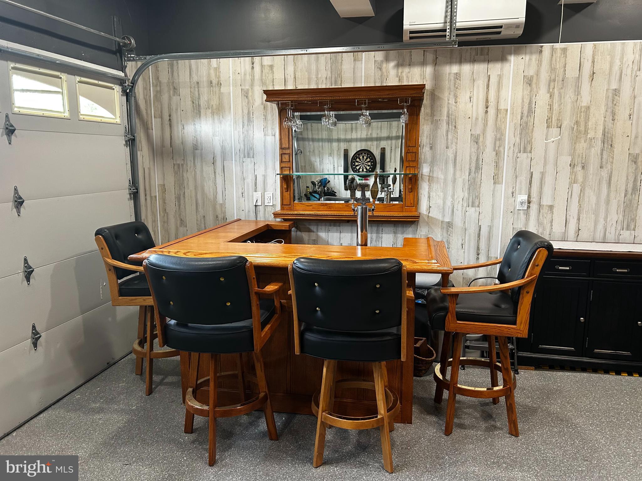 EDGEWOOD - Residential